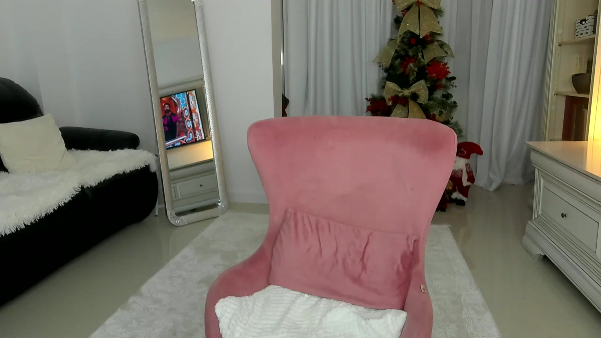 Gallery image thumbnail from EuphoriaQueen's myfreecams stream on, 01/03/2026, 19:10 image 11 of 20