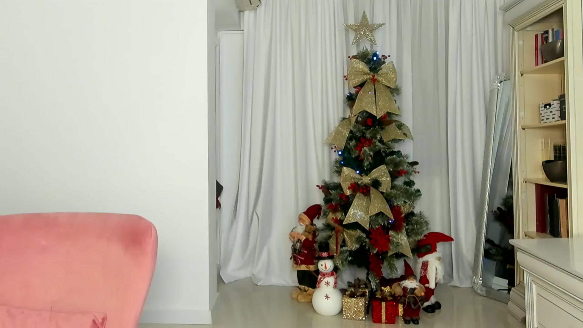 Gallery image thumbnail from EuphoriaQueen's myfreecams stream on, 01/09/2026, 21:08 image 14 of 20