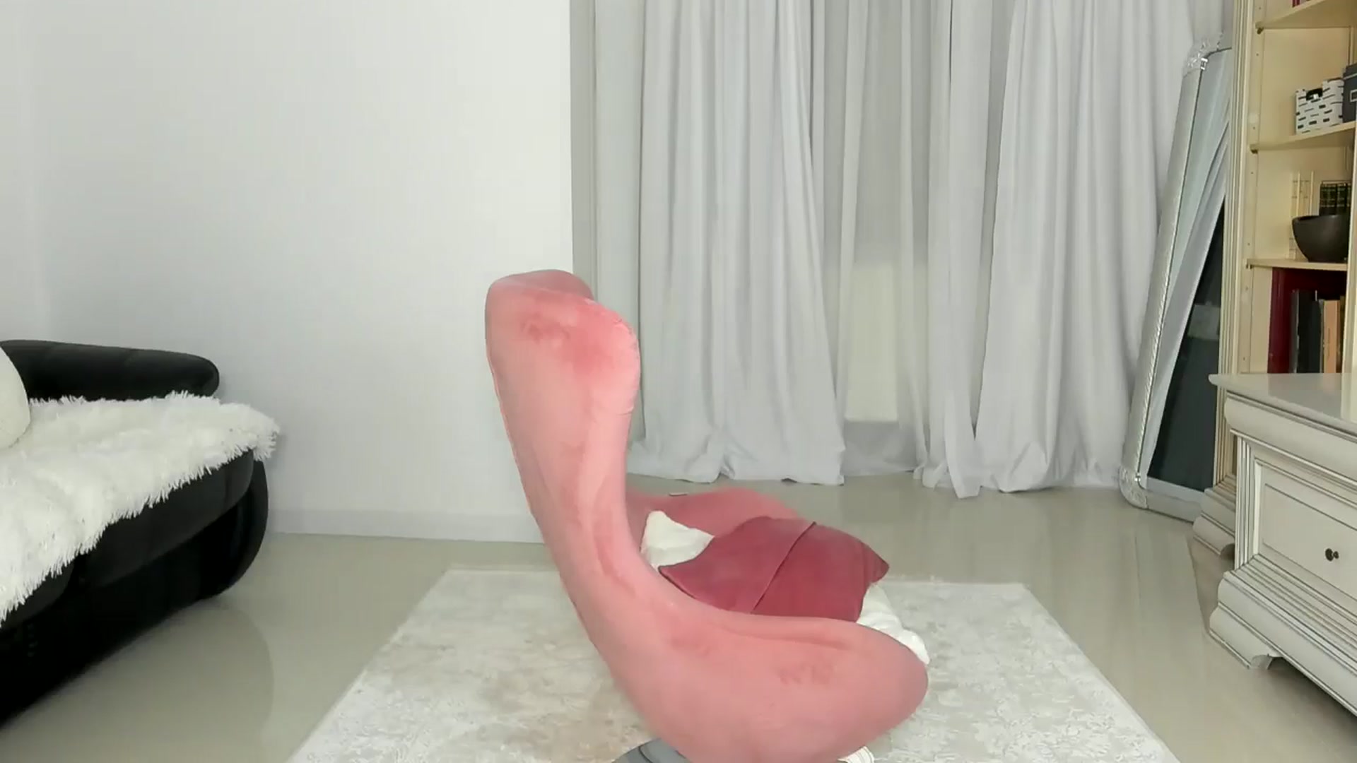 Gallery image thumbnail from EuphoriaQueen's myfreecams stream on, 01/10/2026, 21:39 image 6 of 20