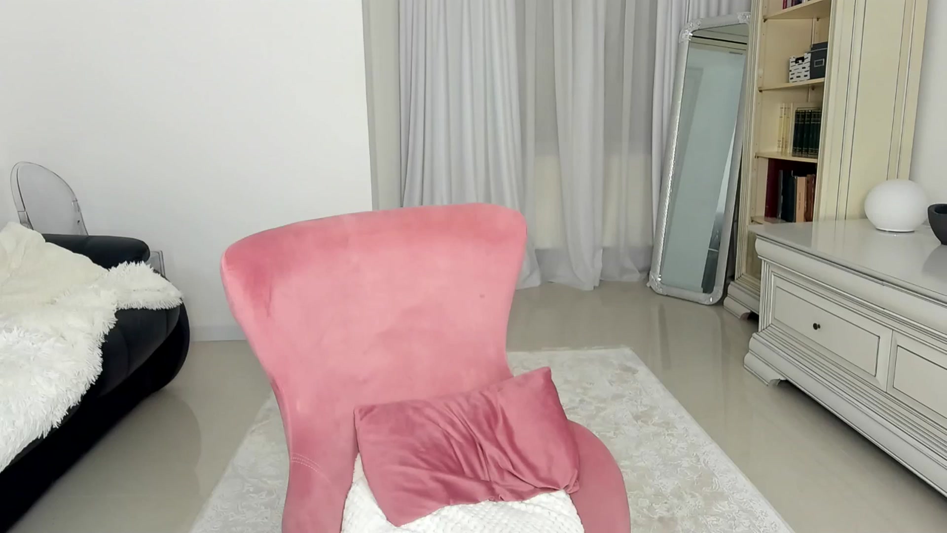 Gallery image thumbnail from EuphoriaQueen's myfreecams stream on, 02/06/2026, 14:55 image 6 of 20