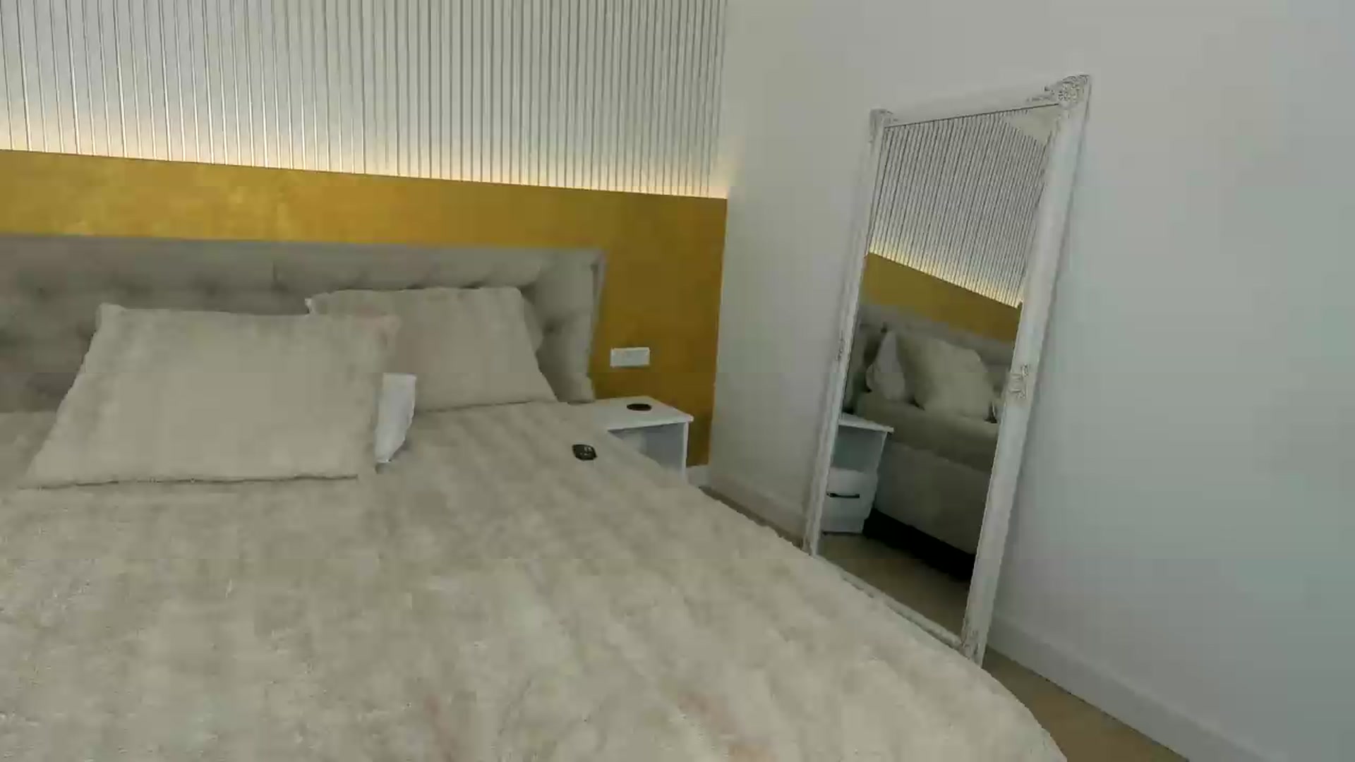 Gallery image thumbnail from Euphoriaa's myfreecams stream on, 05/07/2026, 11:40 image 16 of 20