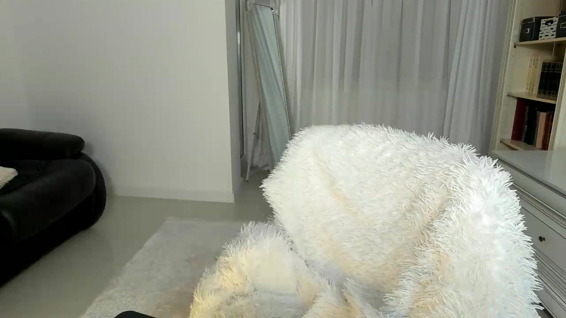 Gallery image thumbnail from Euphoriaa's myfreecams stream on, 05/16/2026, 19:25 image 7 of 20