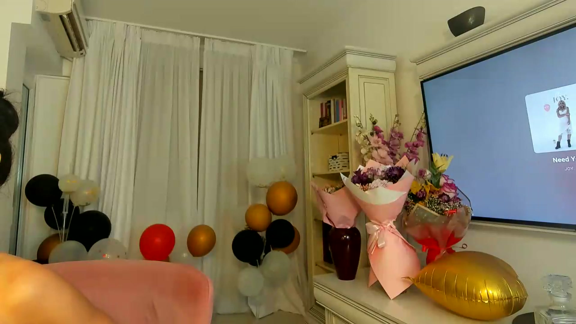 Gallery image thumbnail from Euphoriaa's myfreecams stream on, 06/14/2026, 24:07 image 12 of 20