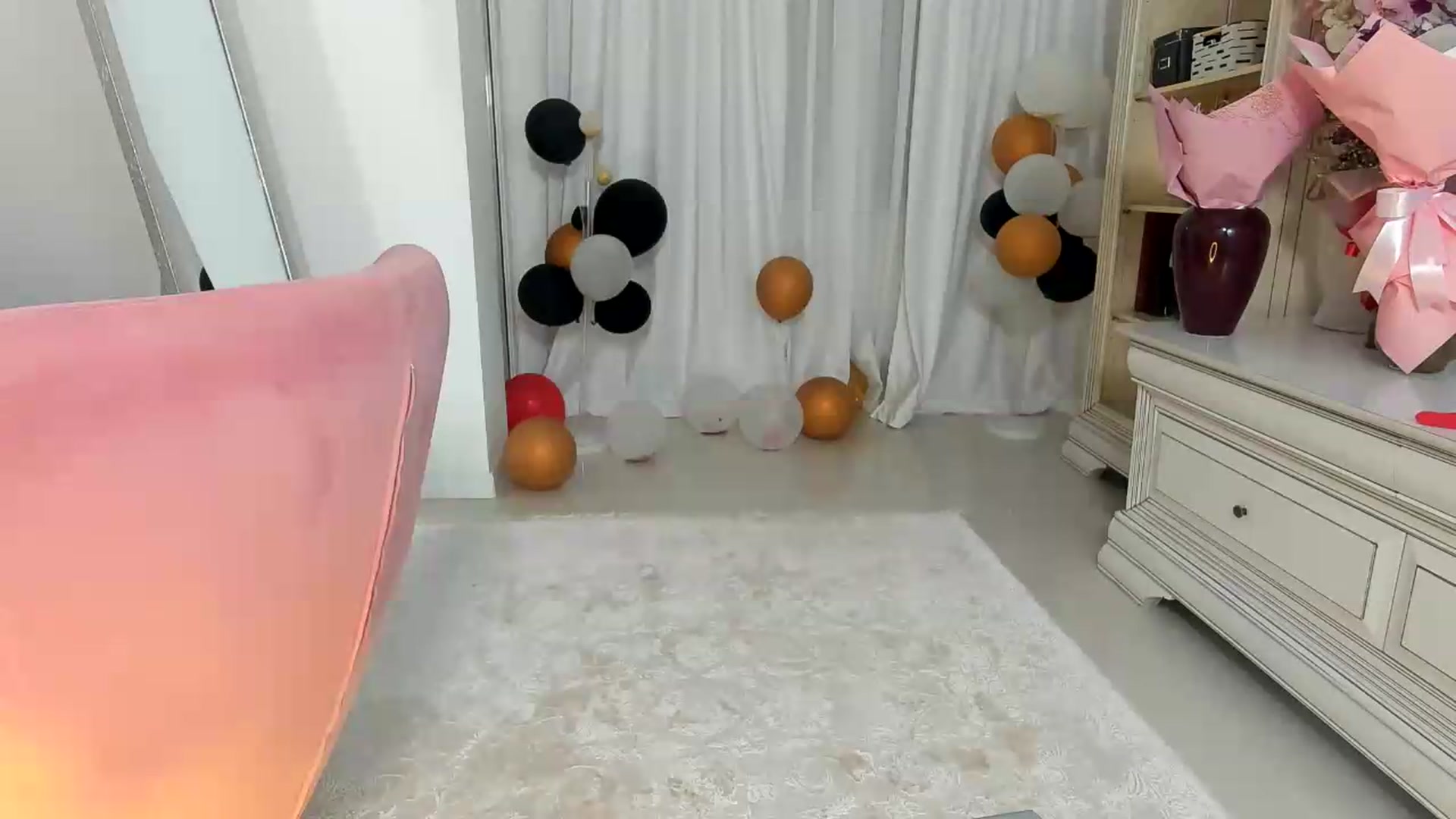 Gallery image thumbnail from Euphoriaa's myfreecams stream on, 06/19/2026, 17:54 image 18 of 20