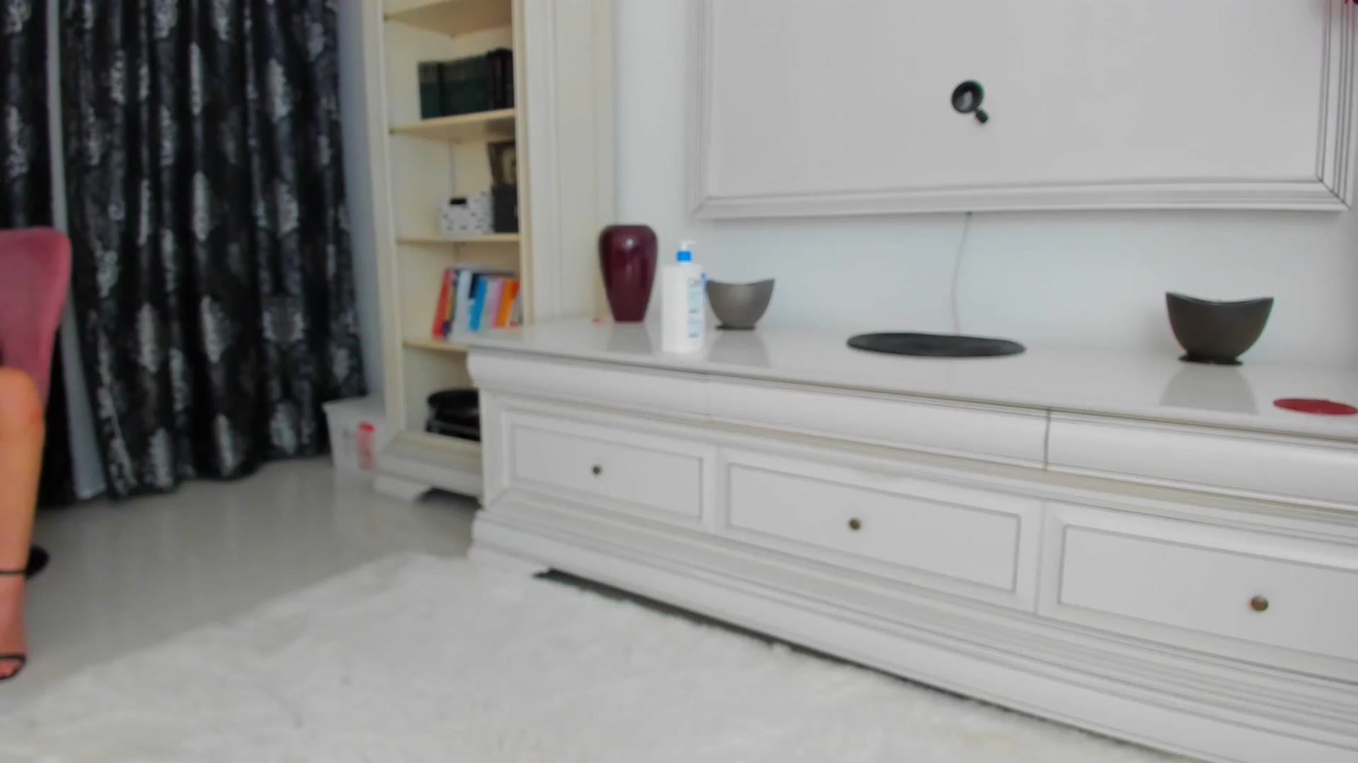 Gallery image thumbnail from Euphoriaaa's myfreecams stream on, 04/13/2024, 21:51 image 17 of 20