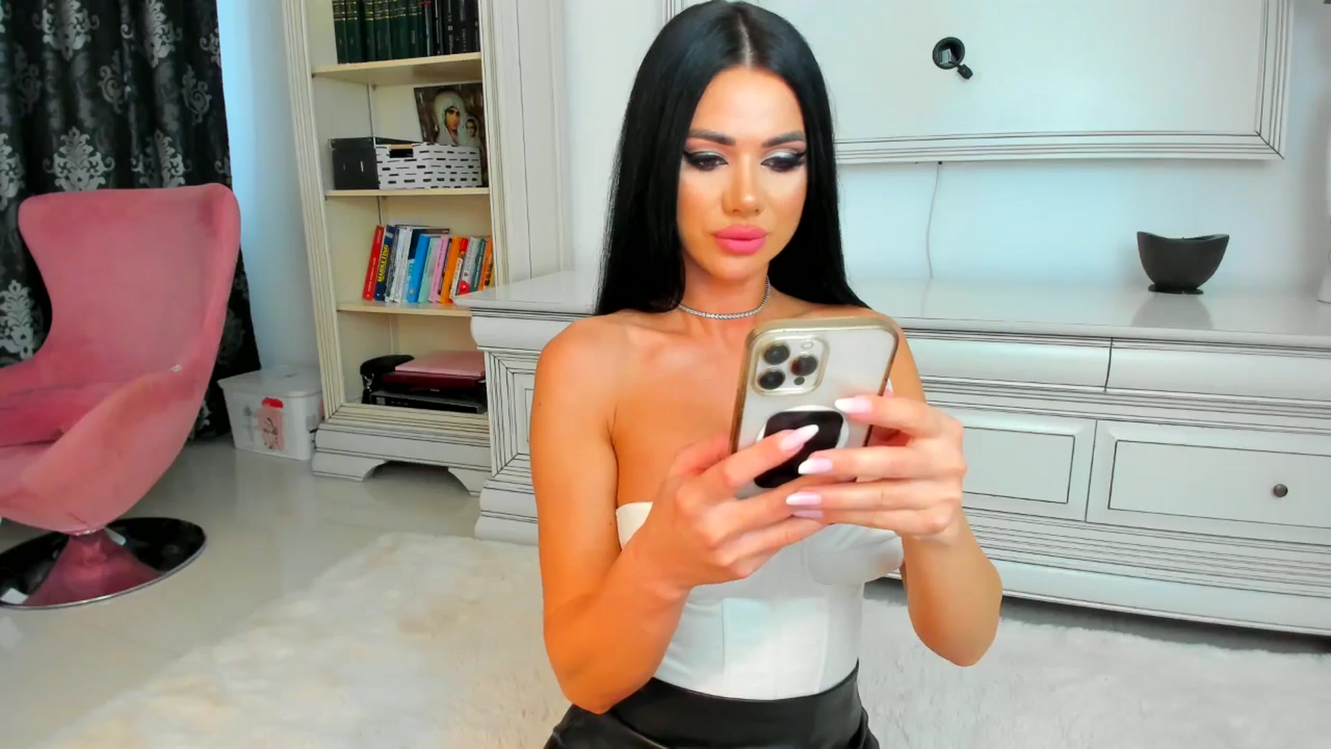 Gallery image thumbnail from Euphoriaaa's myfreecams stream on, 05/31/2024, 13:19 image 5 of 20