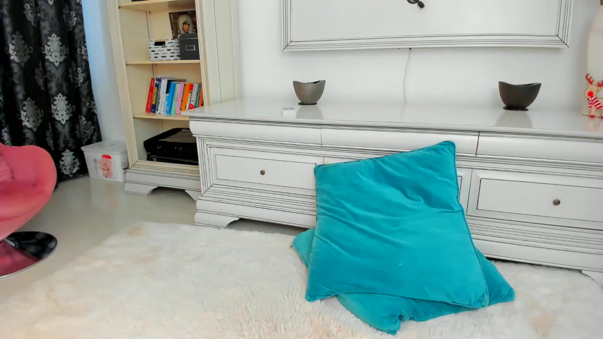 Gallery image thumbnail from Euphoriaaa's myfreecams stream on, 08/15/2024, 16:23 image 9 of 20