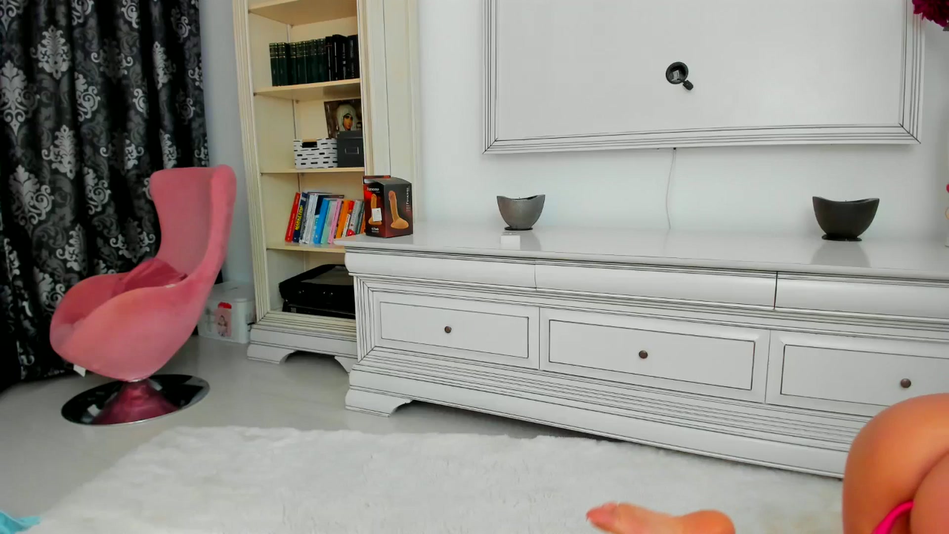 Gallery image thumbnail from Euphoriaaa's myfreecams stream on, 08/16/2024, 18:45 image 12 of 20