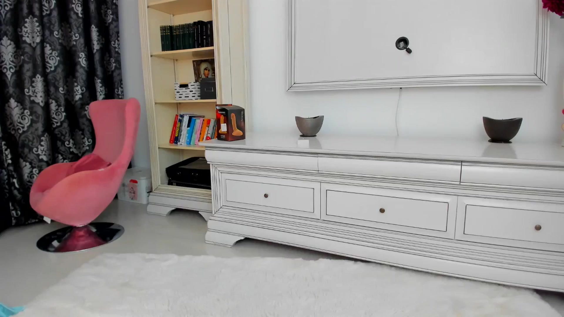 Gallery image thumbnail from Euphoriaaa's myfreecams stream on, 08/16/2024, 18:45 image 13 of 20
