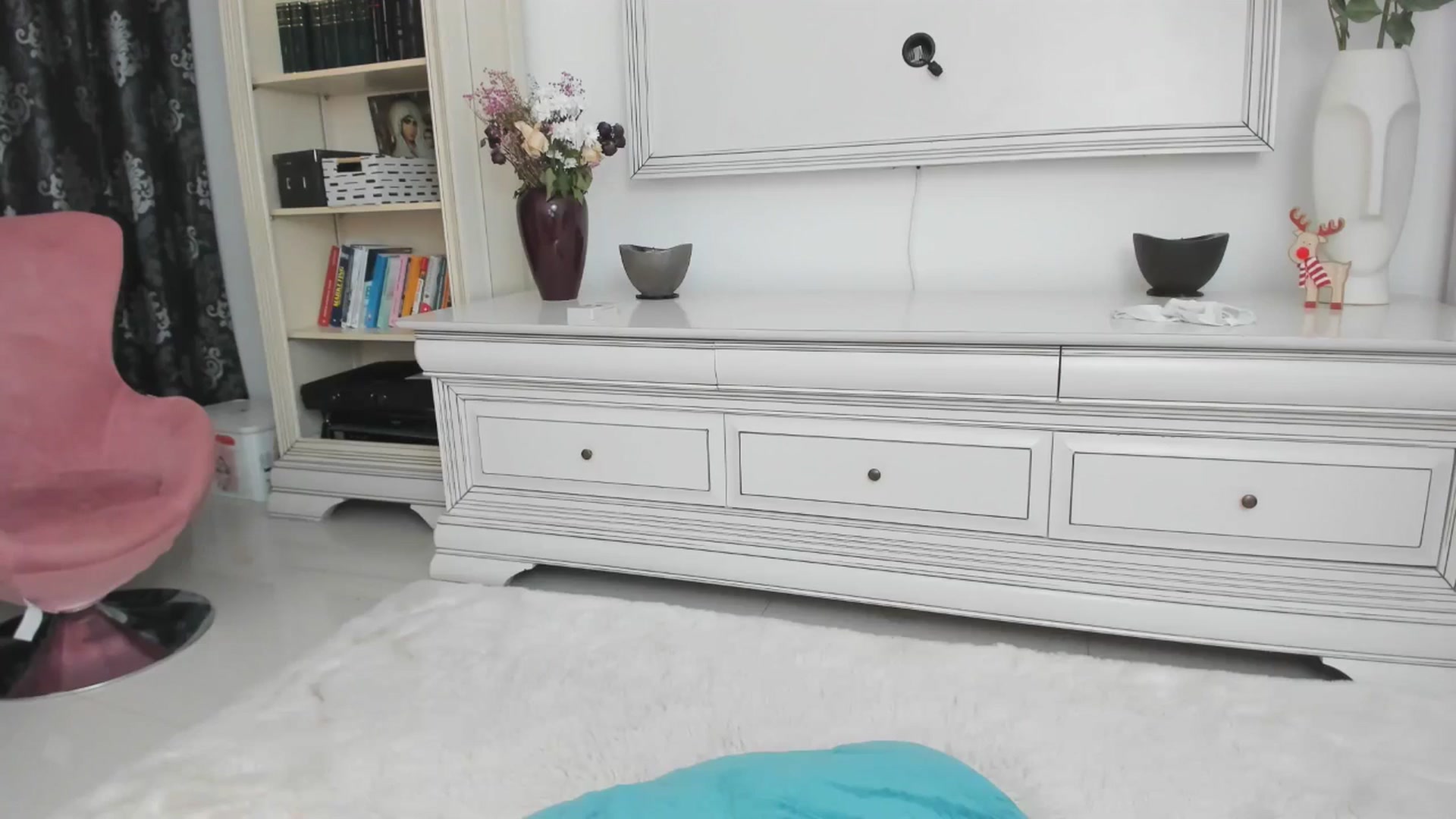 Gallery image thumbnail from Euphoriaaa's myfreecams stream on, 10/12/2024, 20:52 image 14 of 20