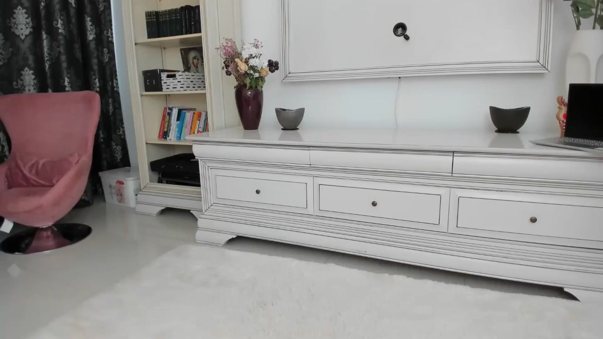 Gallery image thumbnail from Euphoriaaa's myfreecams stream on, 10/14/2024, 13:41 image 14 of 20