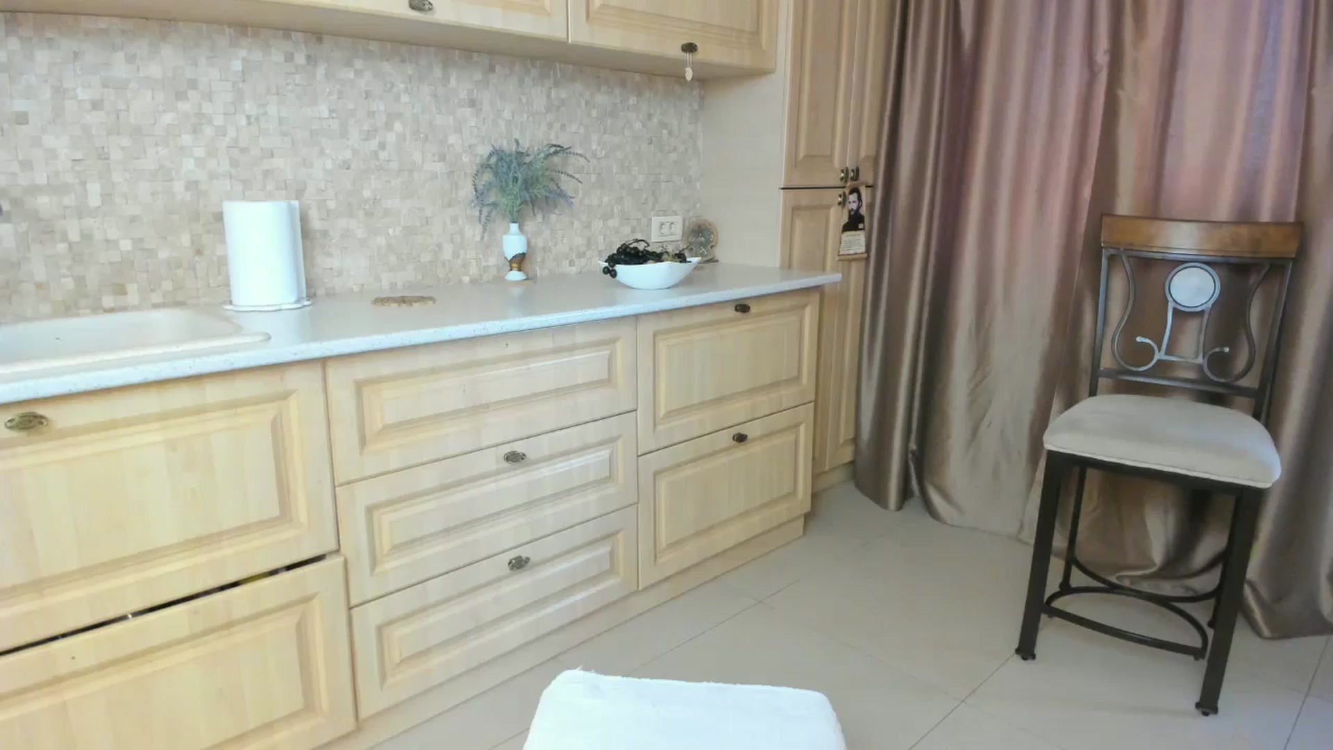 Gallery image thumbnail from Euphoriaaa's myfreecams stream on, 10/19/2024, 15:11 image 15 of 20