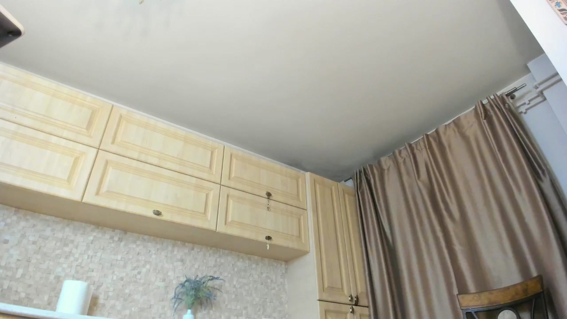 Gallery image thumbnail from Euphoriaaa's myfreecams stream on, 10/19/2024, 18:41 image 14 of 20