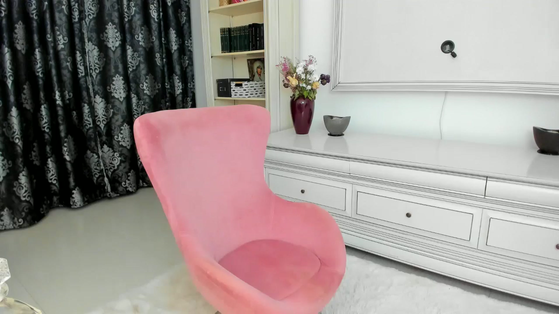 Gallery image thumbnail from Euphoriaaa's myfreecams stream on, 10/25/2024, 15:51 image 18 of 20