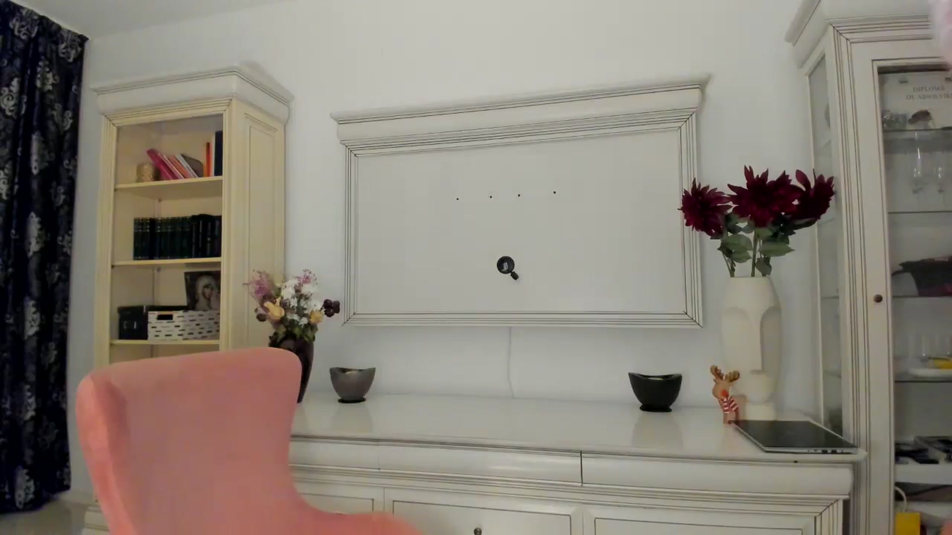 Gallery image thumbnail from Euphoriaaa's myfreecams stream on, 10/25/2024, 16:14 image 10 of 20