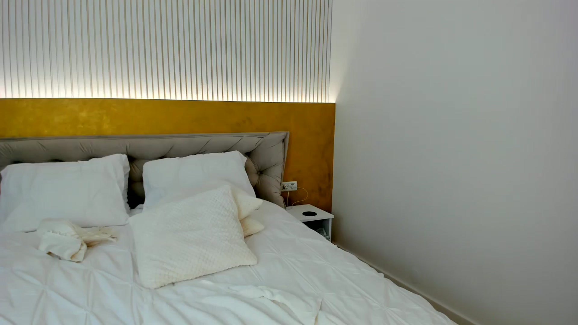 Gallery image thumbnail from Euphoriaaa's myfreecams stream on, 04/12/2025, 20:02 image 3 of 20