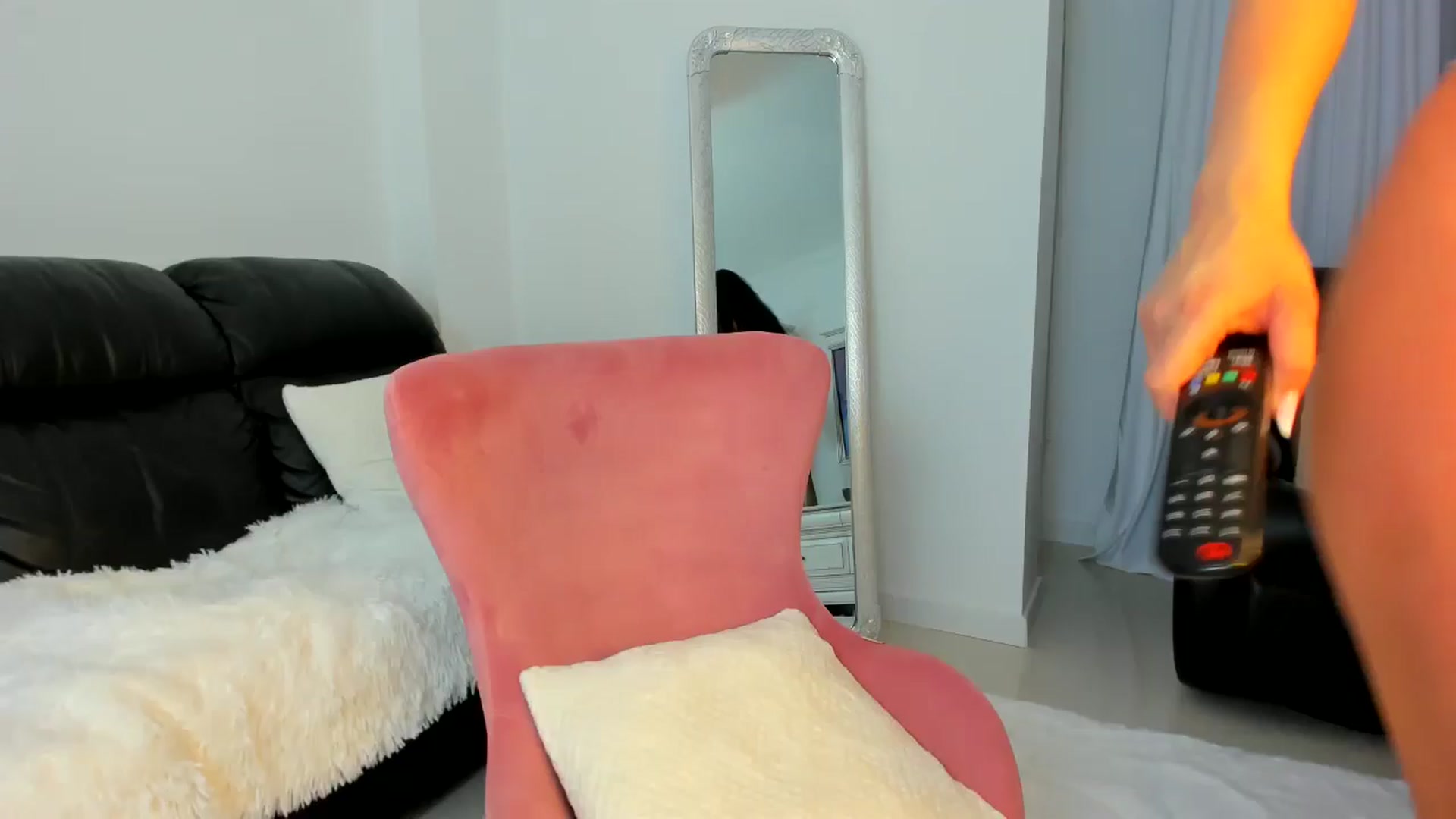 Gallery image thumbnail from Euphoriaaa's myfreecams stream on, 04/18/2025, 17:08 image 17 of 20