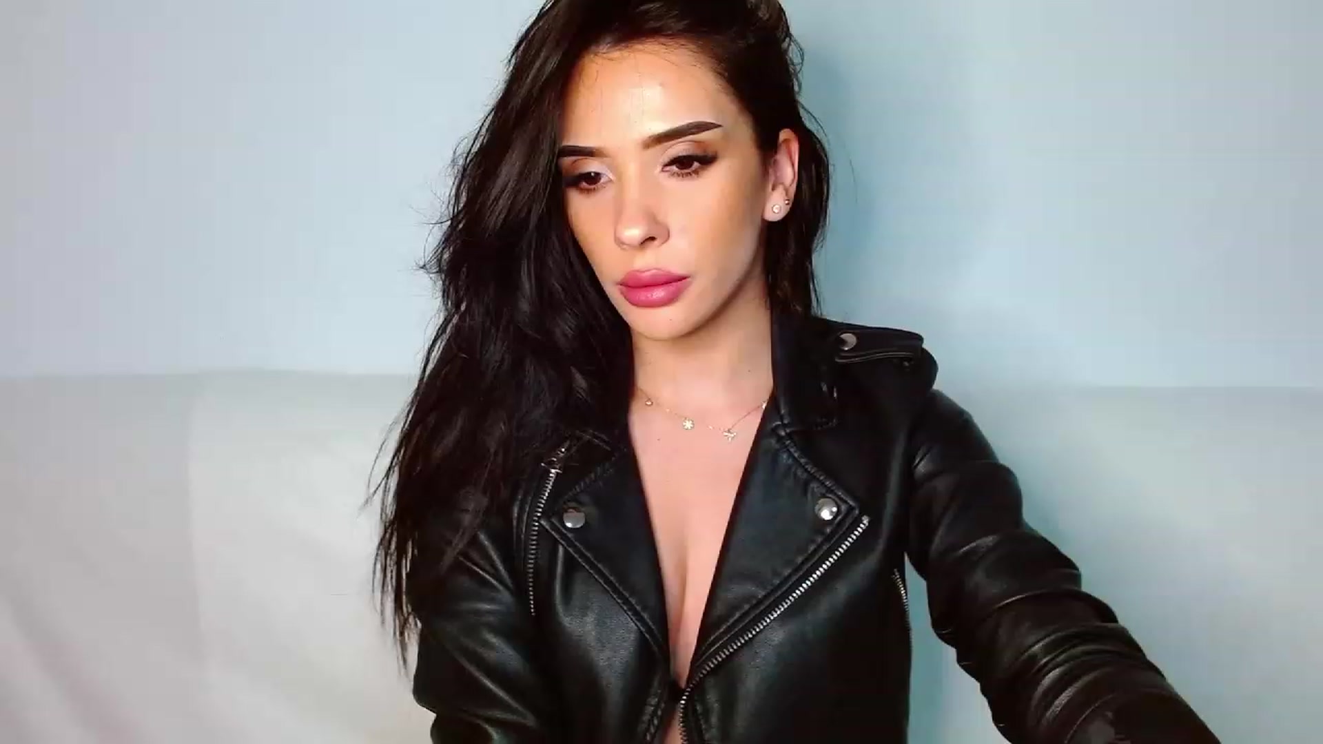 Gallery image thumbnail from Ev_MFC's myfreecams stream on, 12/15/2022, 22:03 image 1 of 20