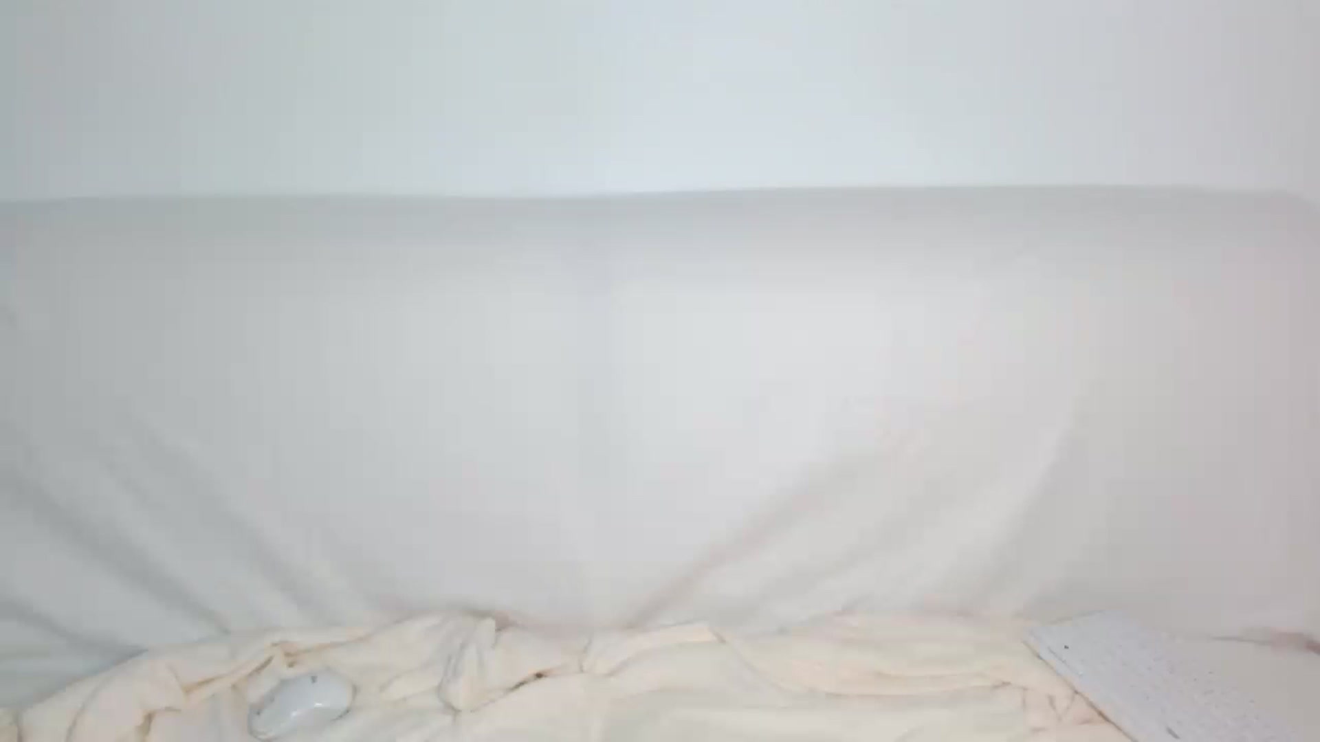 Gallery image thumbnail from Ev_MFC's myfreecams stream on, 03/10/2023, 24:31 image 7 of 20