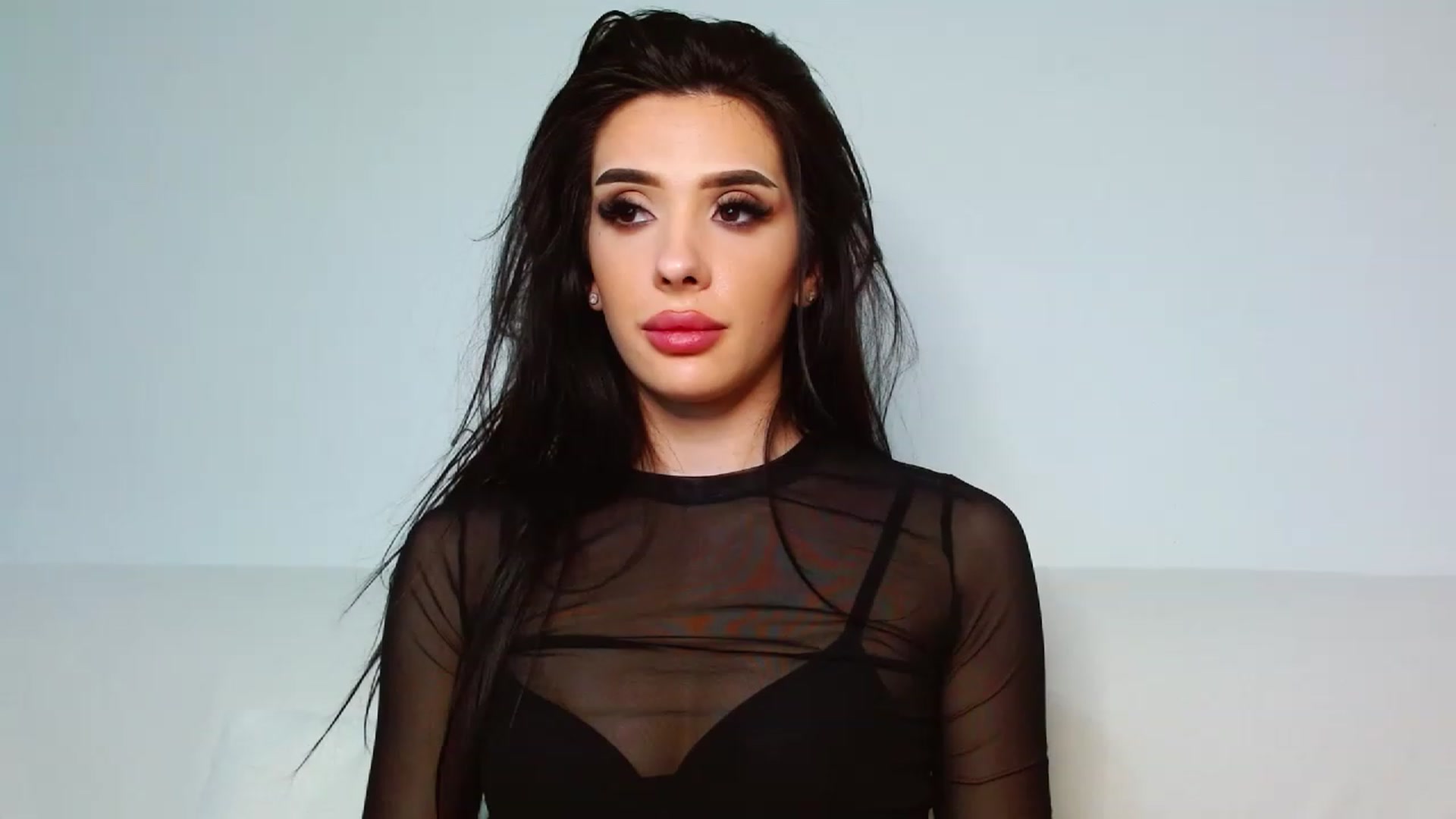 Gallery image thumbnail from Ev_MFC's myfreecams stream on, 03/21/2023, 01:01 image 17 of 20