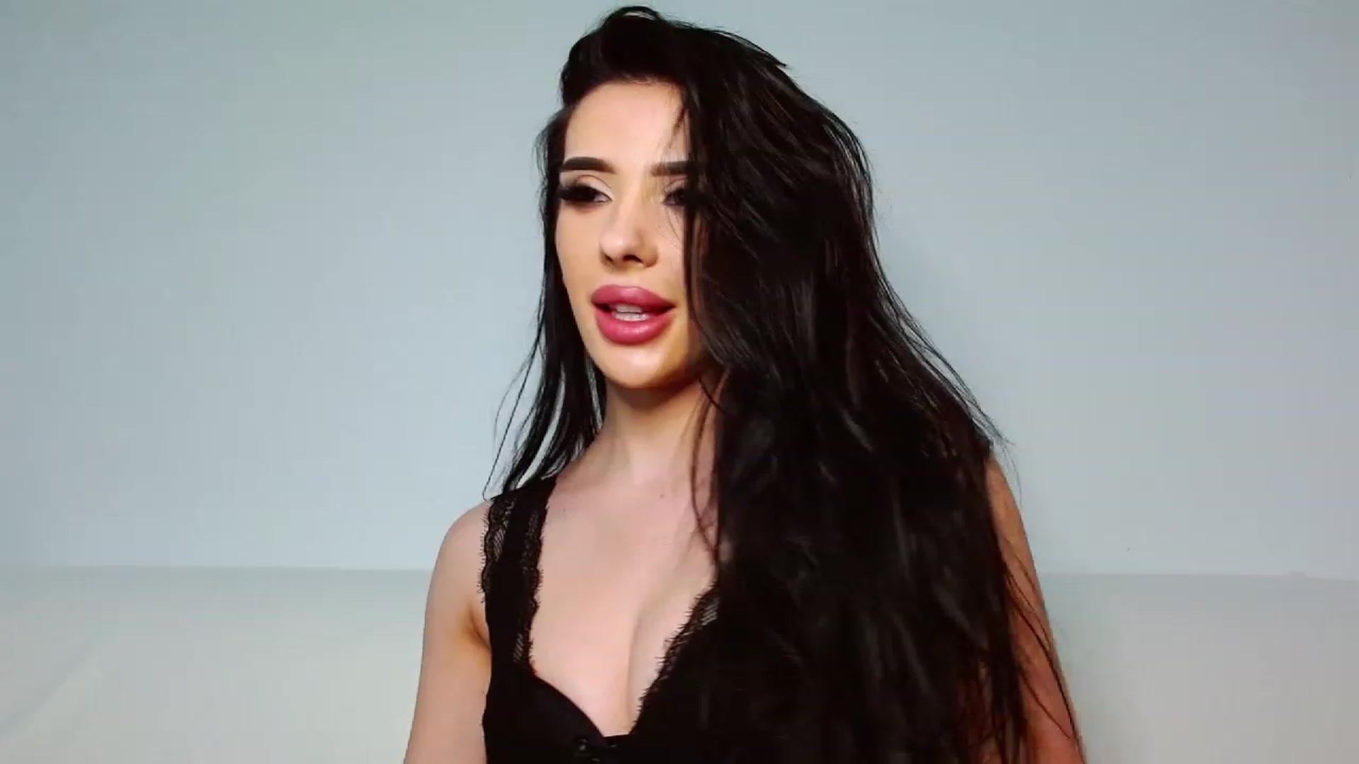 Gallery image thumbnail from Ev_MFC's myfreecams stream on, 03/21/2023, 22:12 image 19 of 20