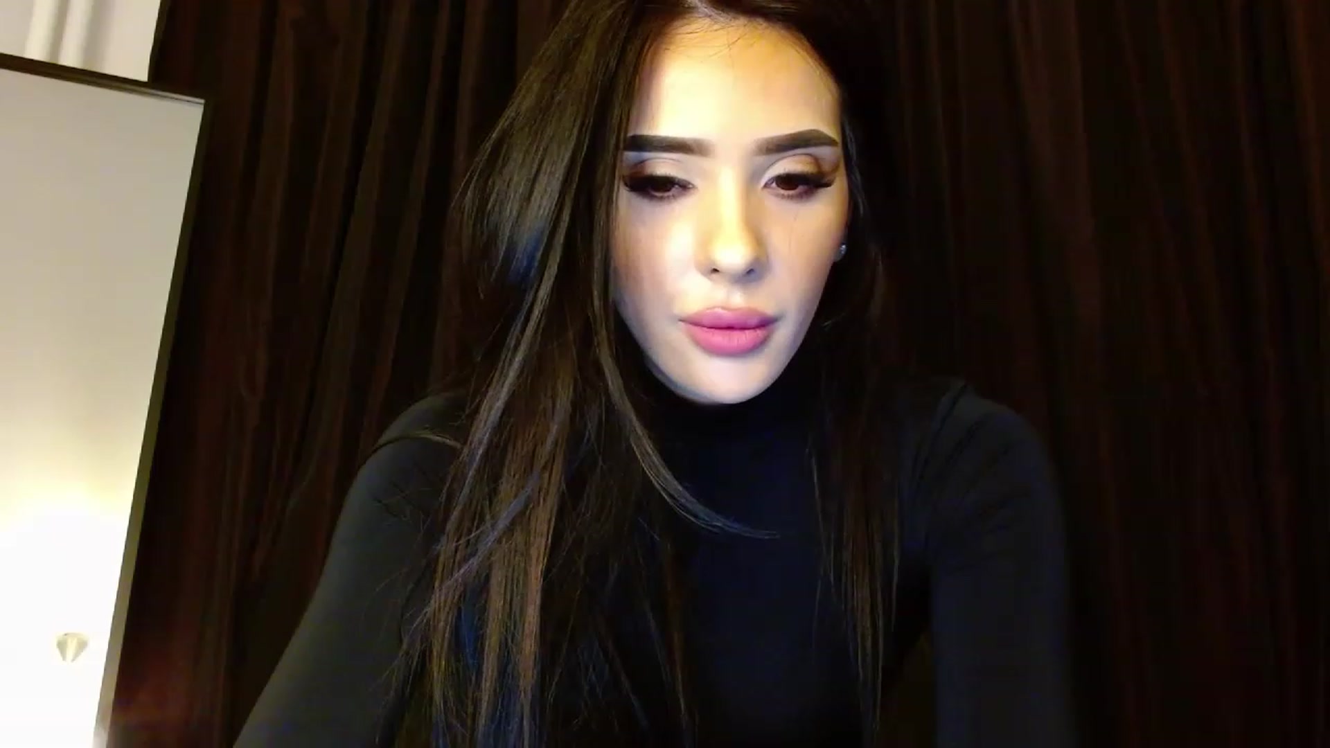 Gallery image thumbnail from Ev_MFC's myfreecams stream on, 04/18/2023, 21:07 image 8 of 20