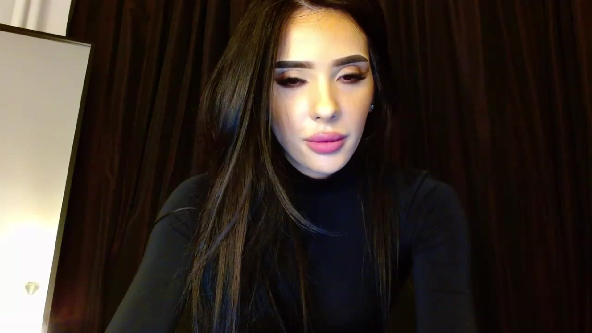 Gallery image thumbnail from Ev_MFC's myfreecams stream on, 04/18/2023, 21:07 image 9 of 20