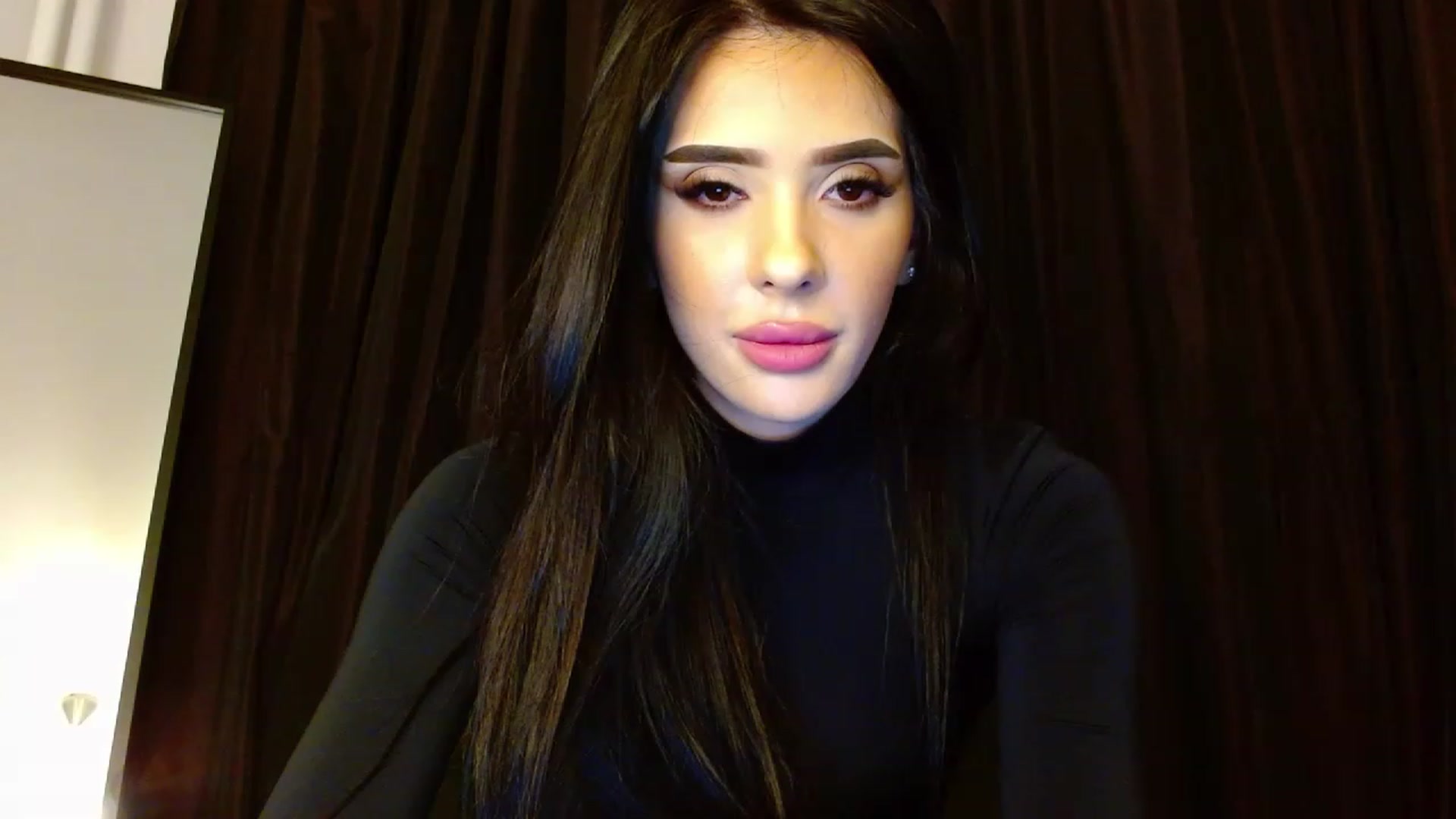 Gallery image thumbnail from Ev_MFC's myfreecams stream on, 04/18/2023, 21:07 image 12 of 20