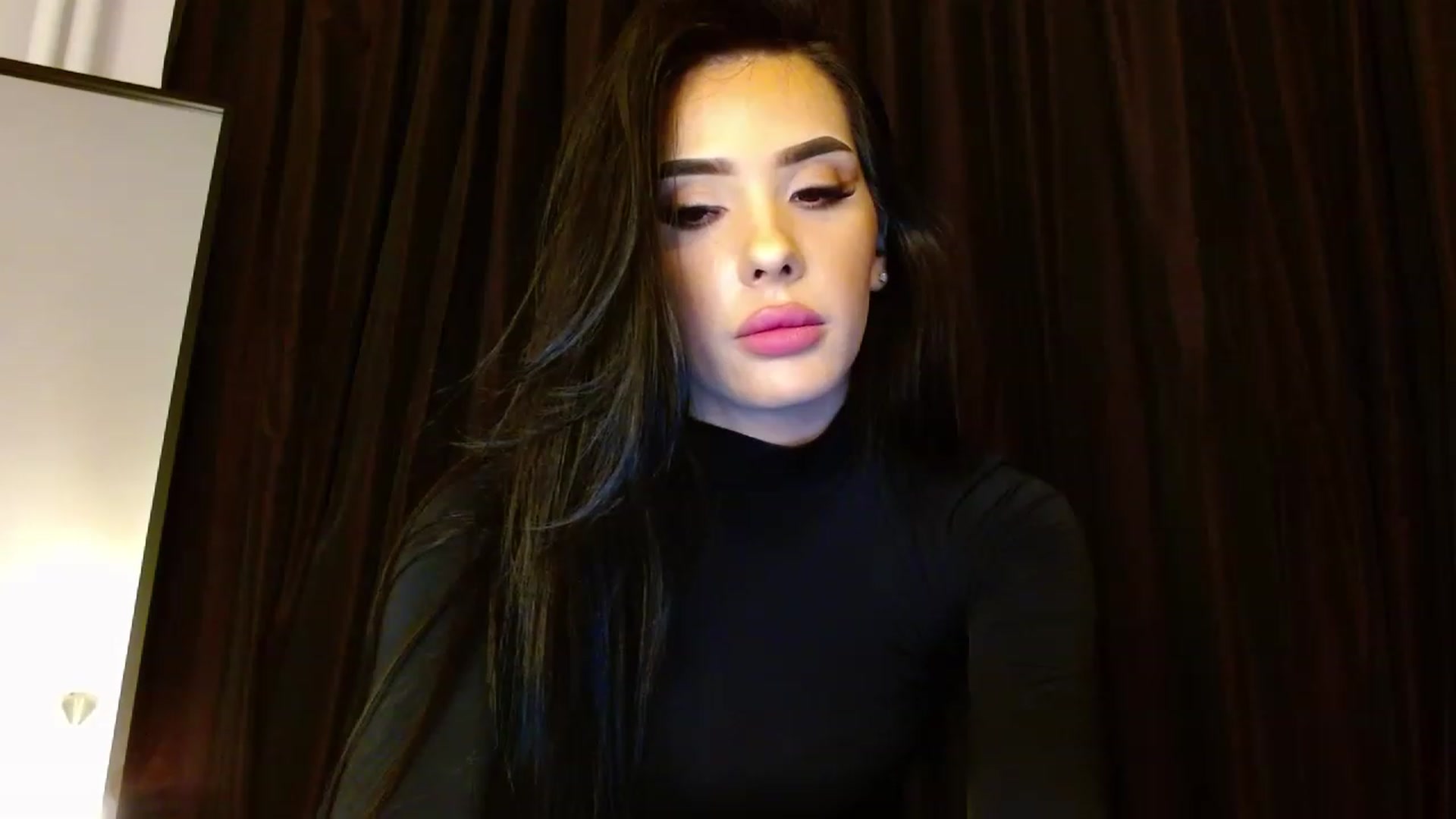 Gallery image thumbnail from Ev_MFC's myfreecams stream on, 04/18/2023, 21:07 image 19 of 20