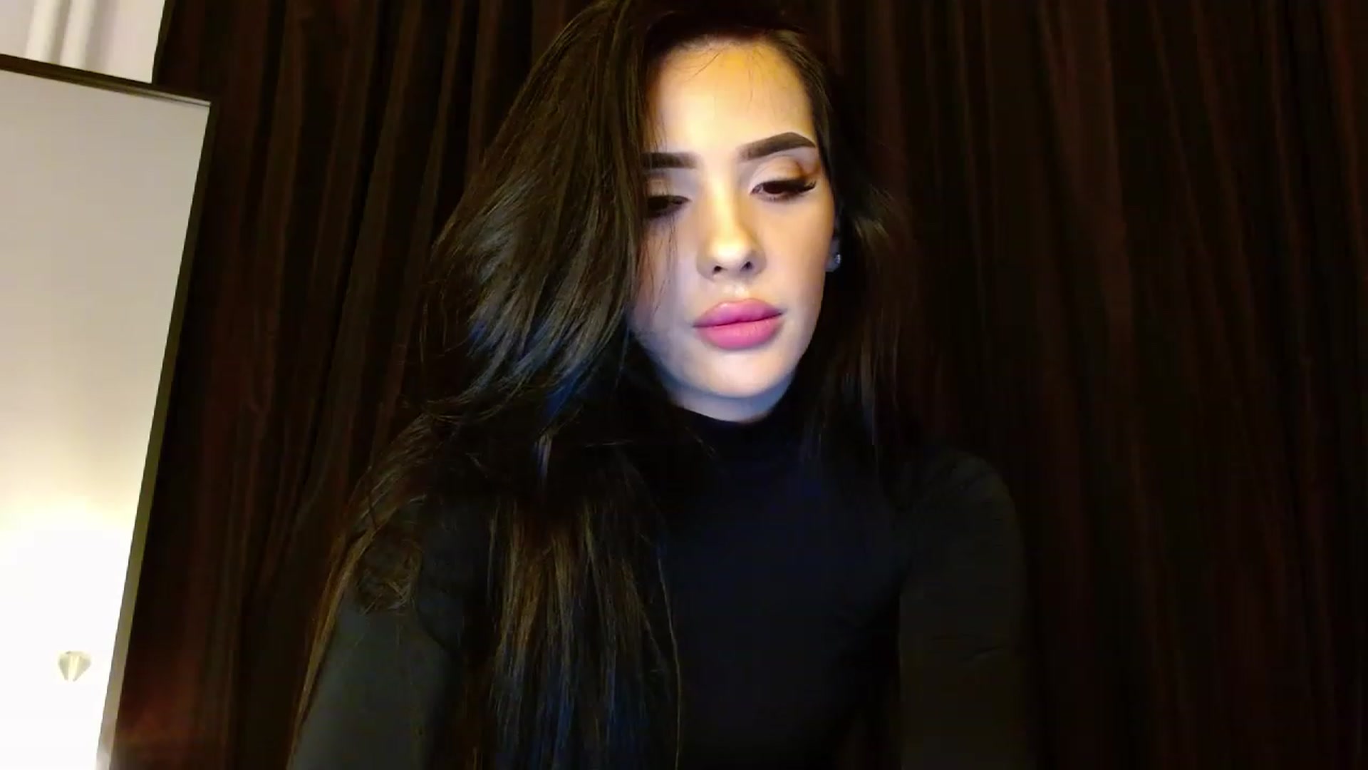 Gallery image thumbnail from Ev_MFC's myfreecams stream on, 04/18/2023, 21:07 image 20 of 20