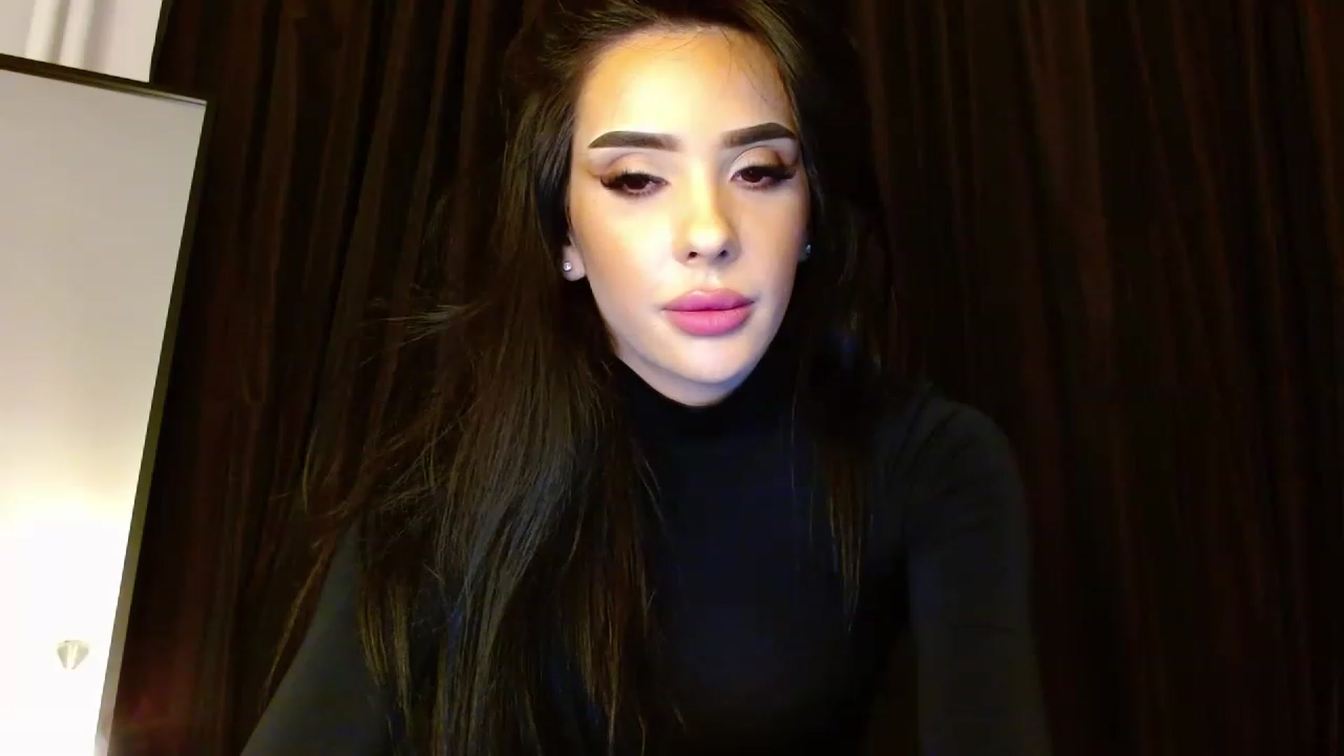 Gallery image thumbnail from Ev_MFC's myfreecams stream on, 04/18/2023, 21:07 image 15 of 20