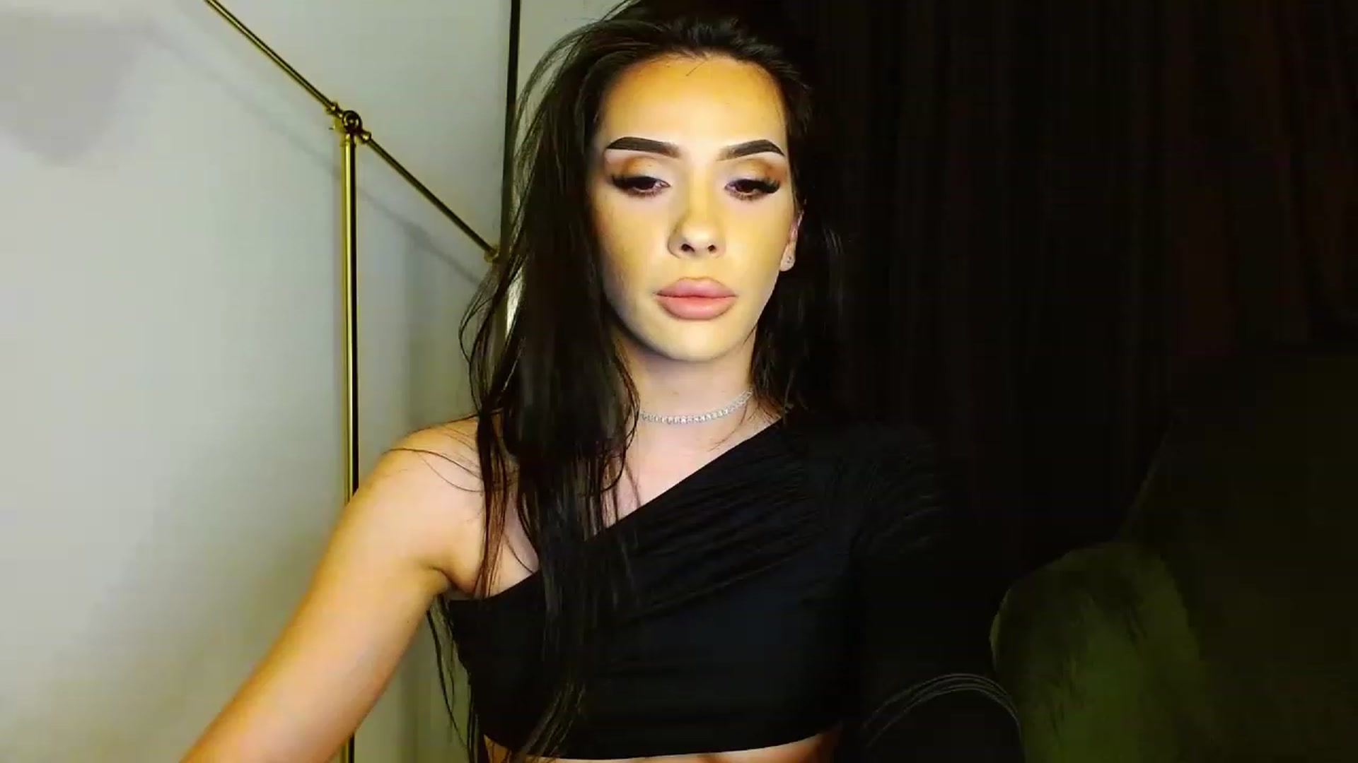 Gallery image thumbnail from Ev_MFC's myfreecams stream on, 05/10/2023, 22:00 image 20 of 20