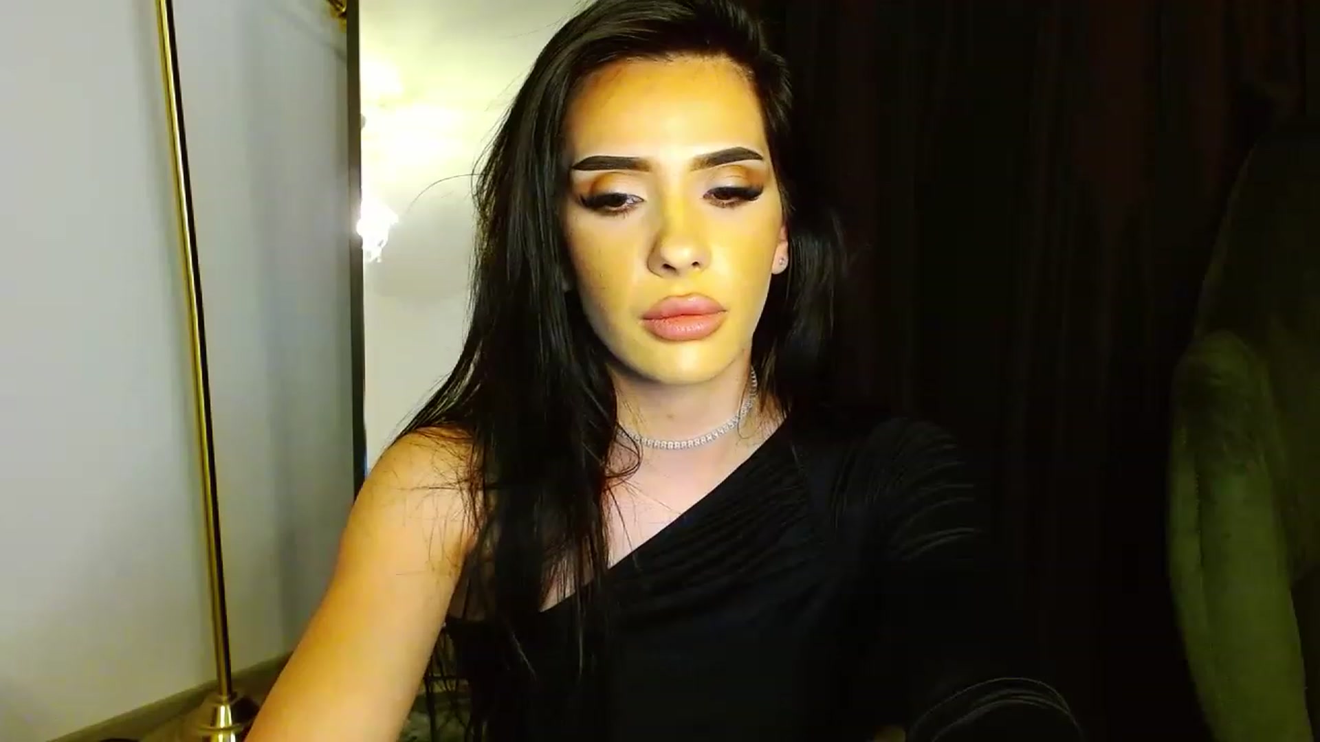 Gallery image thumbnail from Ev_MFC's myfreecams stream on, 05/10/2023, 23:35 image 20 of 20
