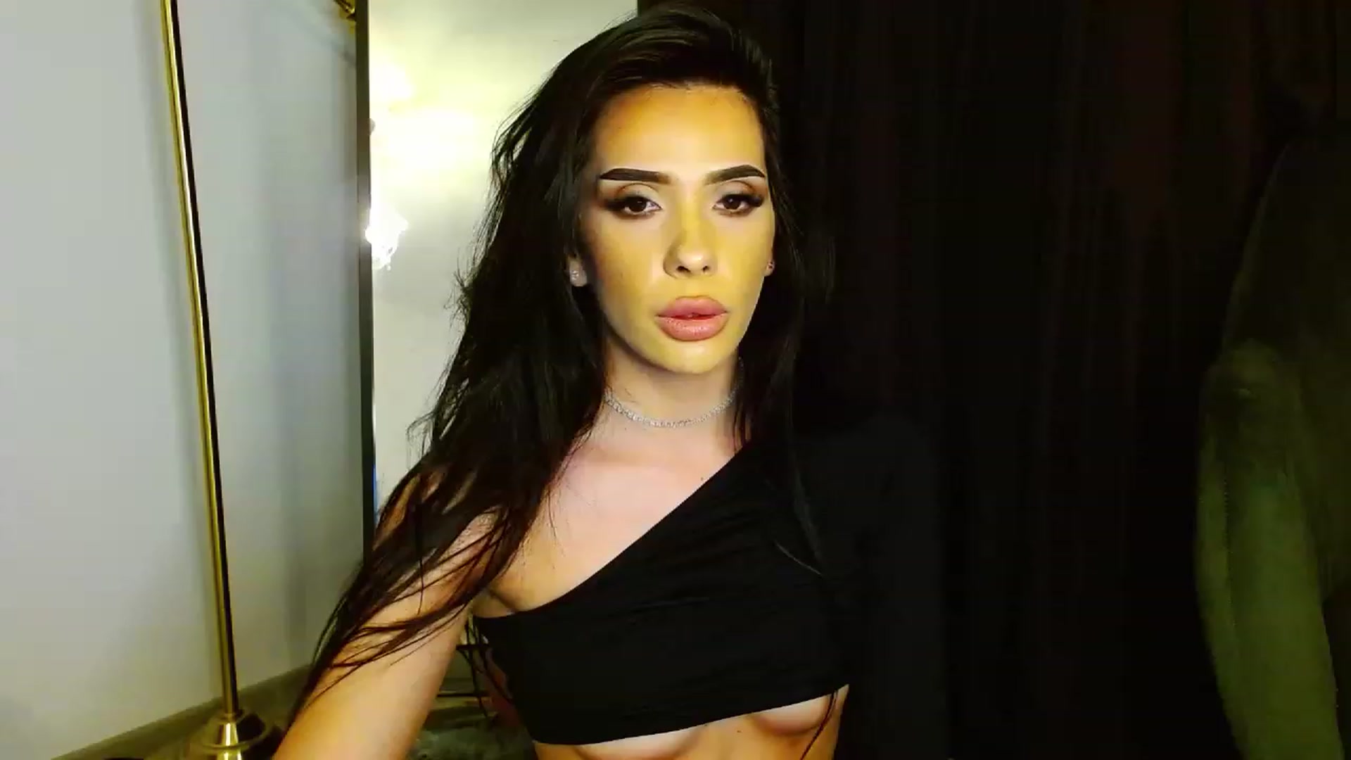 Gallery image thumbnail from Ev_MFC's myfreecams stream on, 05/10/2023, 23:35 image 19 of 20