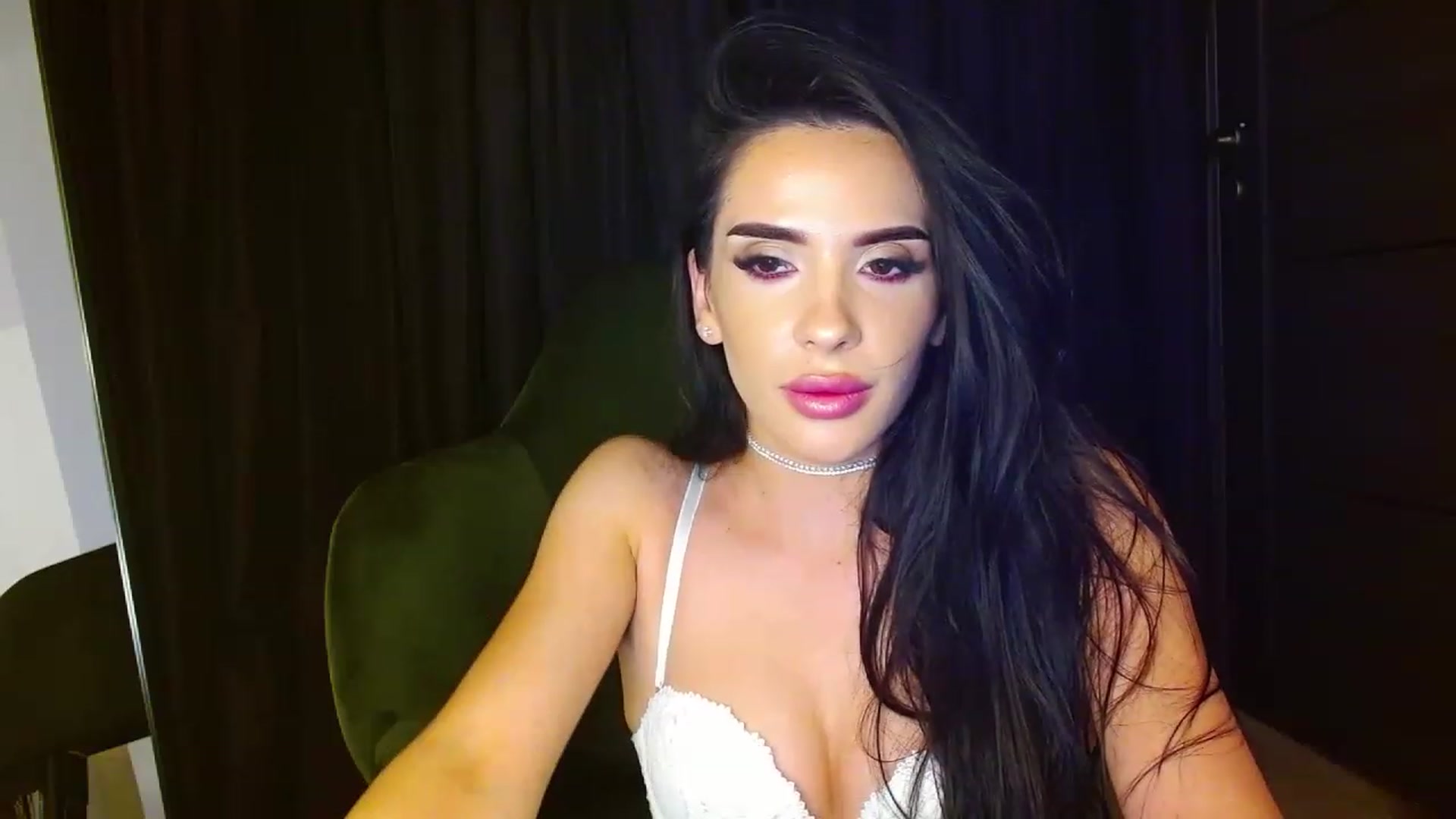 Gallery image thumbnail from Ev_MFC's myfreecams stream on, 05/21/2023, 01:10 image 15 of 20