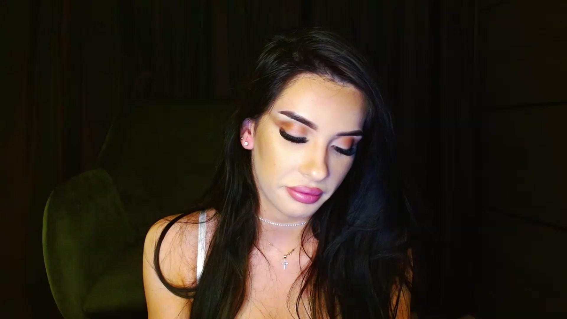 Gallery image thumbnail from Ev_MFC's myfreecams stream on, 05/23/2023, 21:25 image 6 of 20