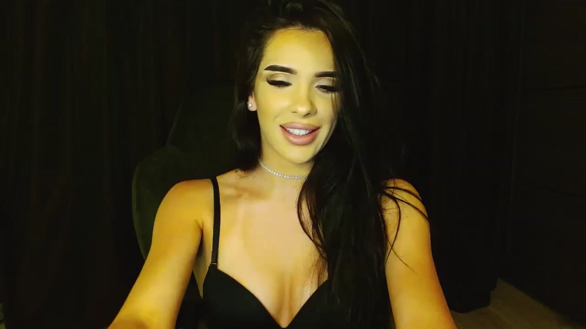 Gallery image thumbnail from Ev_MFC's myfreecams stream on, 06/06/2023, 23:35 image 11 of 20