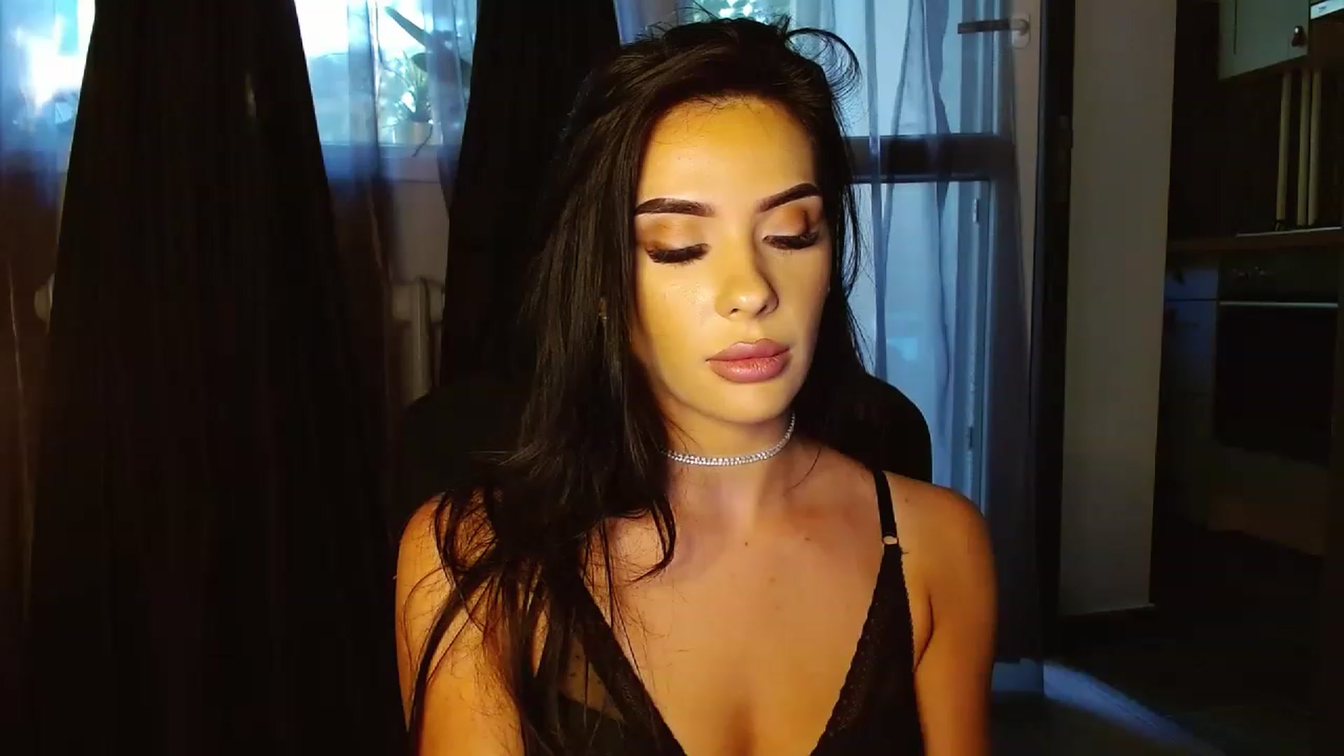 Gallery image thumbnail from Ev_MFC's myfreecams stream on, 06/09/2023, 17:20 image 16 of 20