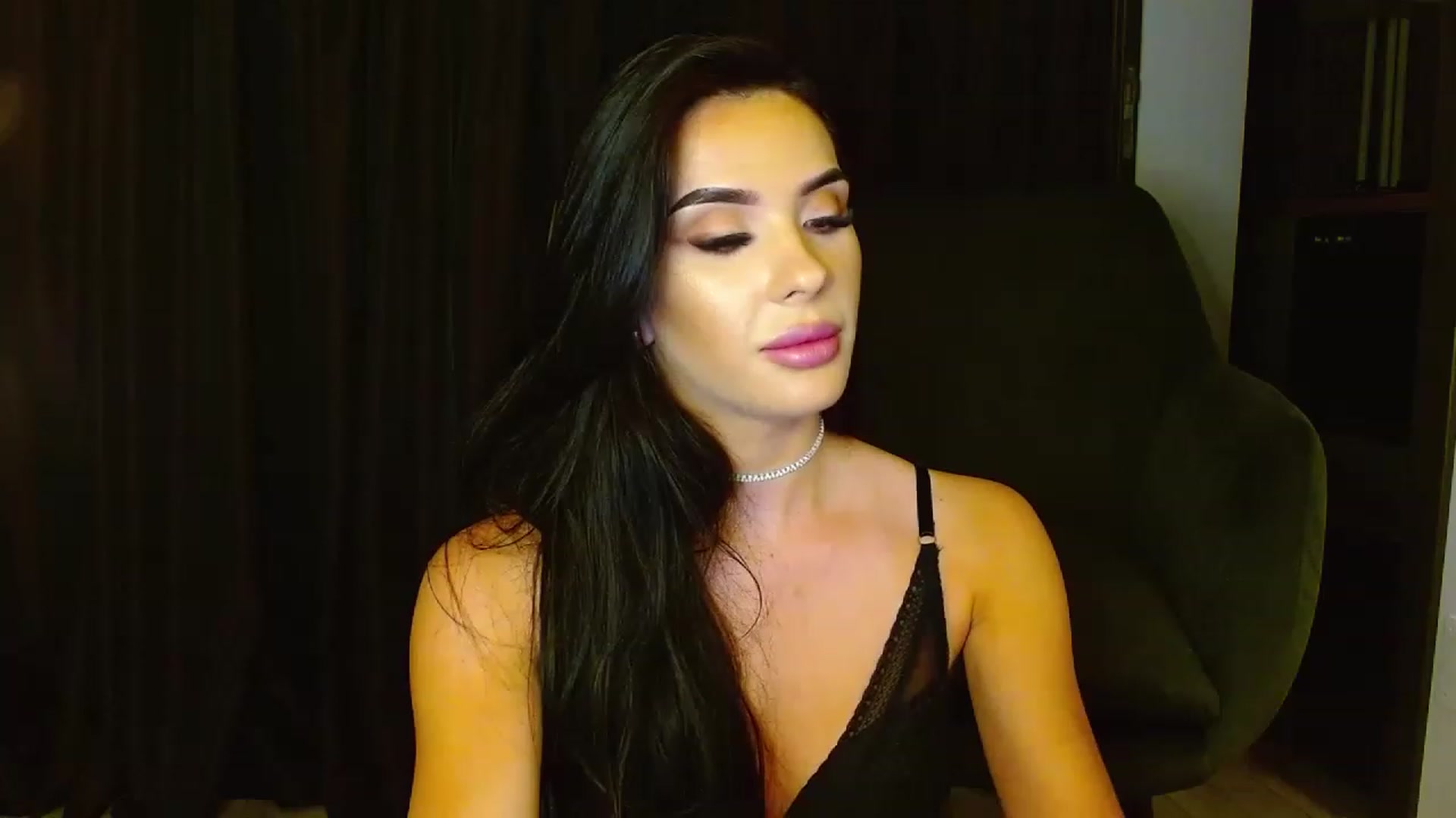 Gallery image thumbnail from Ev_MFC's myfreecams stream on, 06/09/2023, 19:57 image 12 of 20