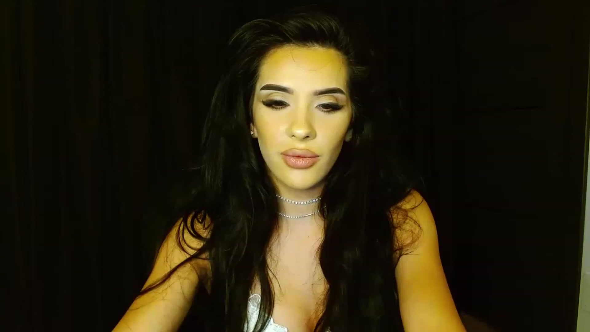 Gallery image thumbnail from Ev_MFC's myfreecams stream on, 06/15/2023, 21:47 image 16 of 20