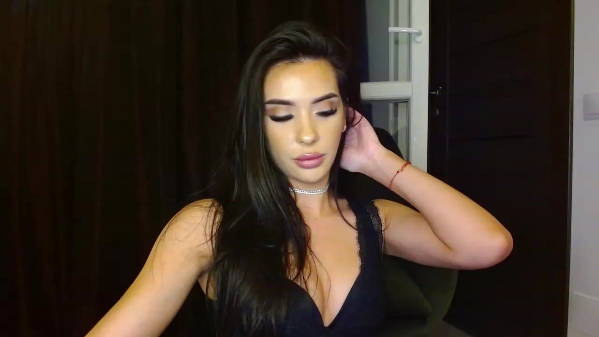 Gallery image thumbnail from Ev_MFC's myfreecams stream on, 06/20/2023, 18:38 image 2 of 20