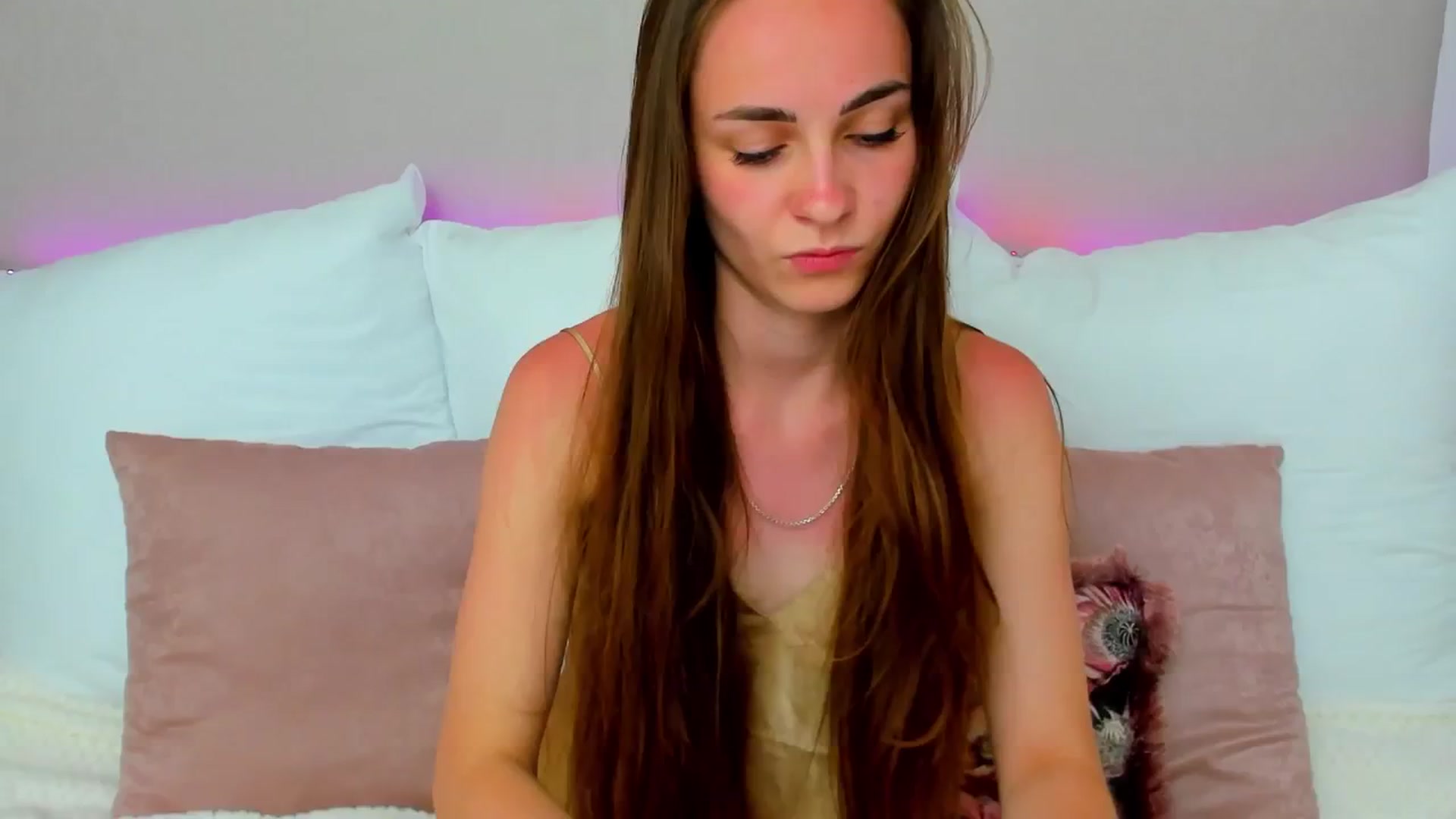 Gallery image thumbnail from EvaBells's myfreecams stream on, 05/26/2024, 14:35 image 18 of 20