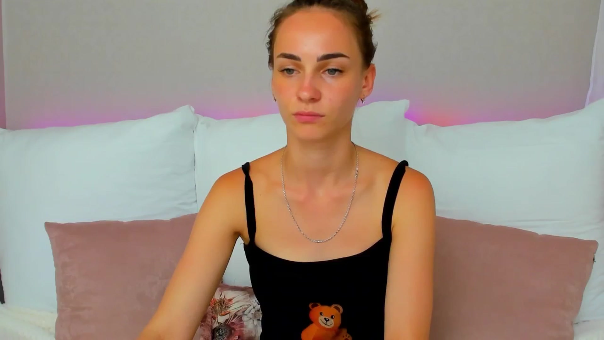 Gallery image thumbnail from EvaBells's myfreecams stream on, 06/04/2024, 10:25 image 17 of 20