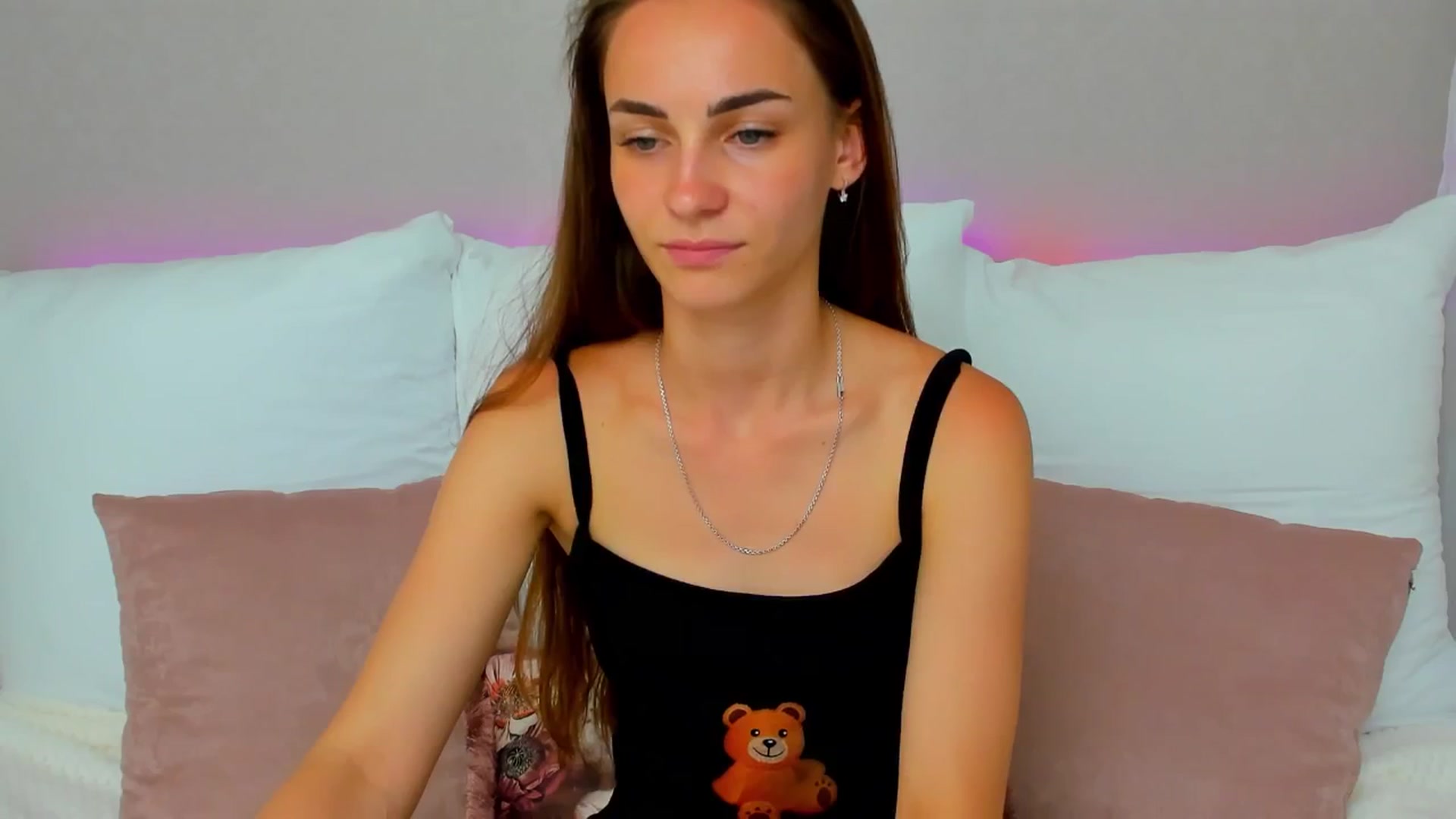 Gallery image thumbnail from EvaBells's myfreecams stream on, 06/04/2024, 10:25 image 14 of 20