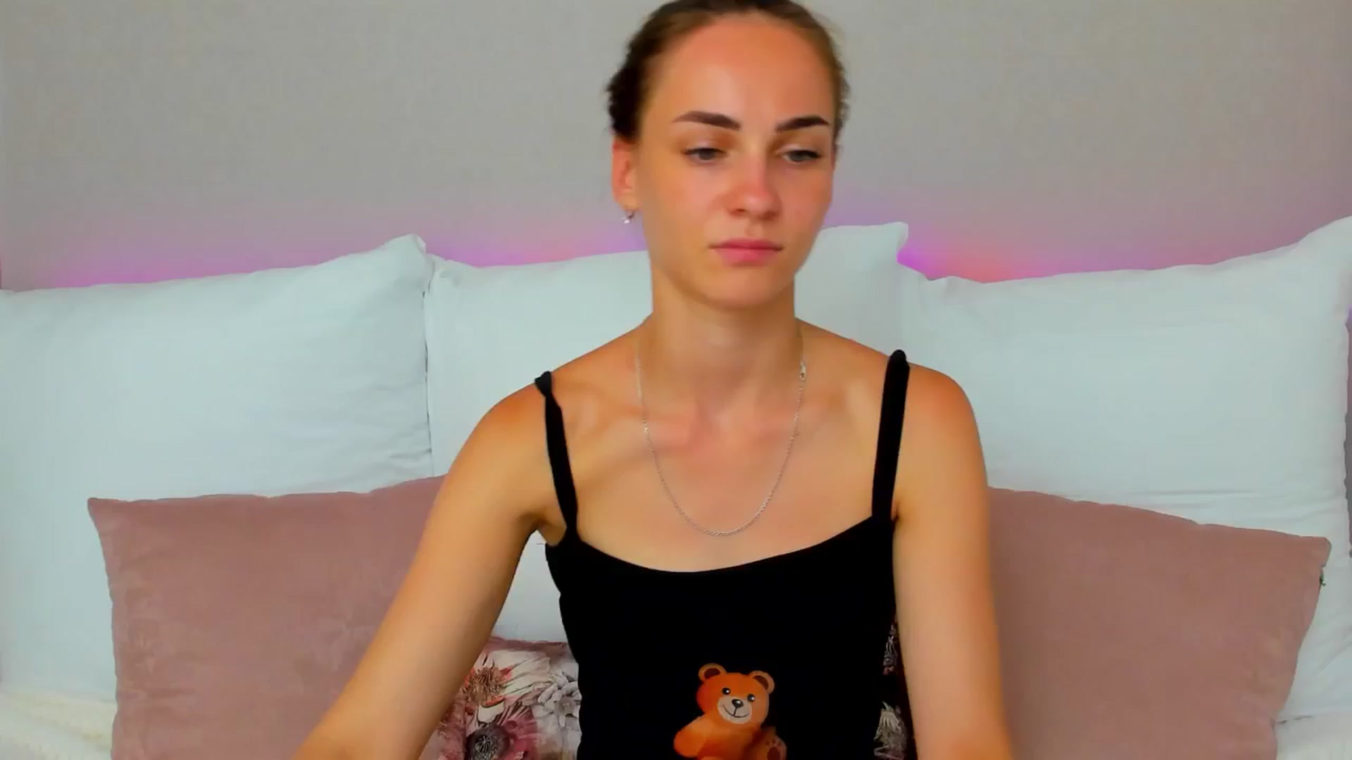 Gallery image thumbnail from EvaBells's myfreecams stream on, 06/04/2024, 10:40 image 4 of 20