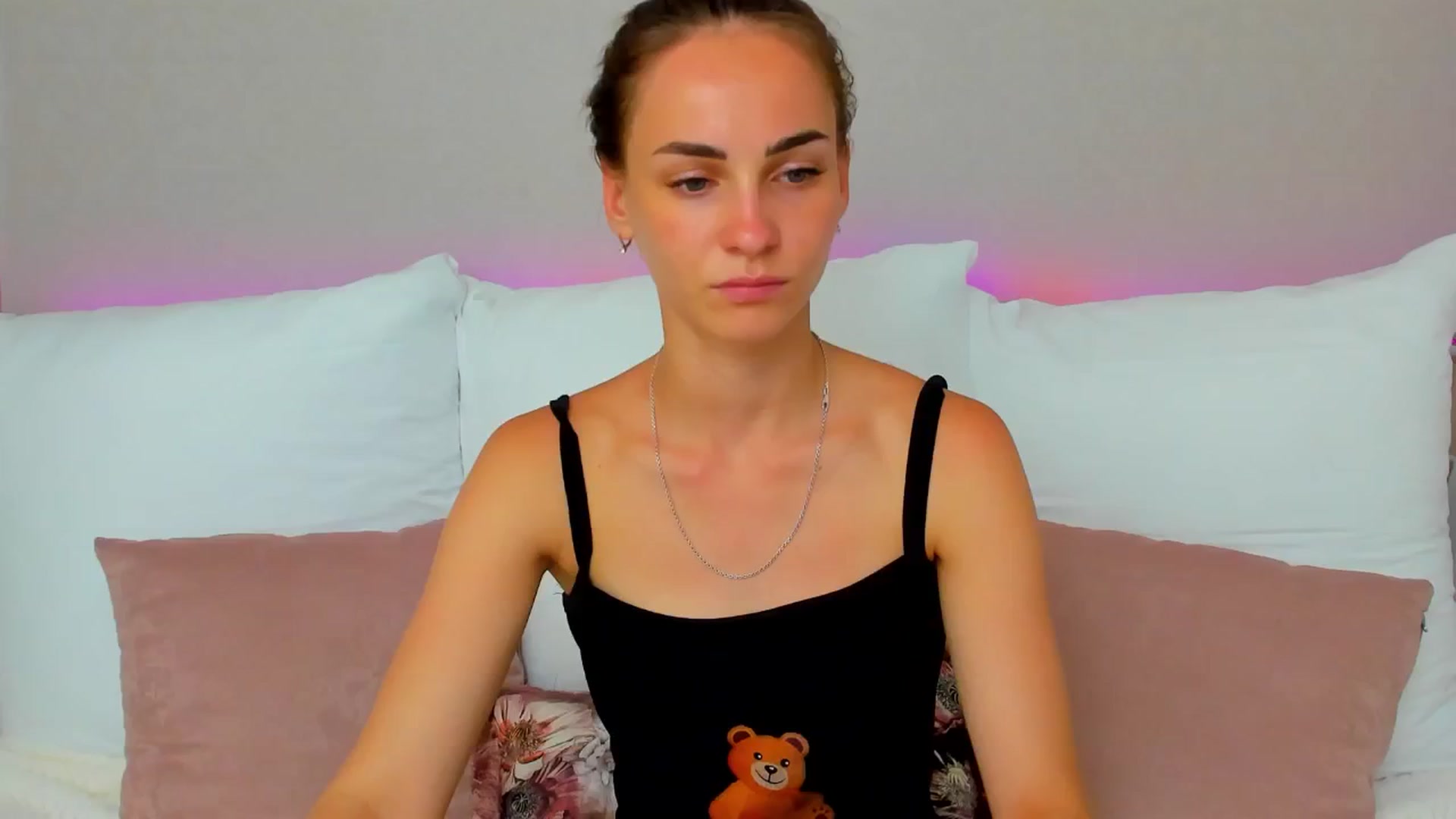 Gallery image thumbnail from EvaBells's myfreecams stream on, 06/04/2024, 10:40 image 3 of 20