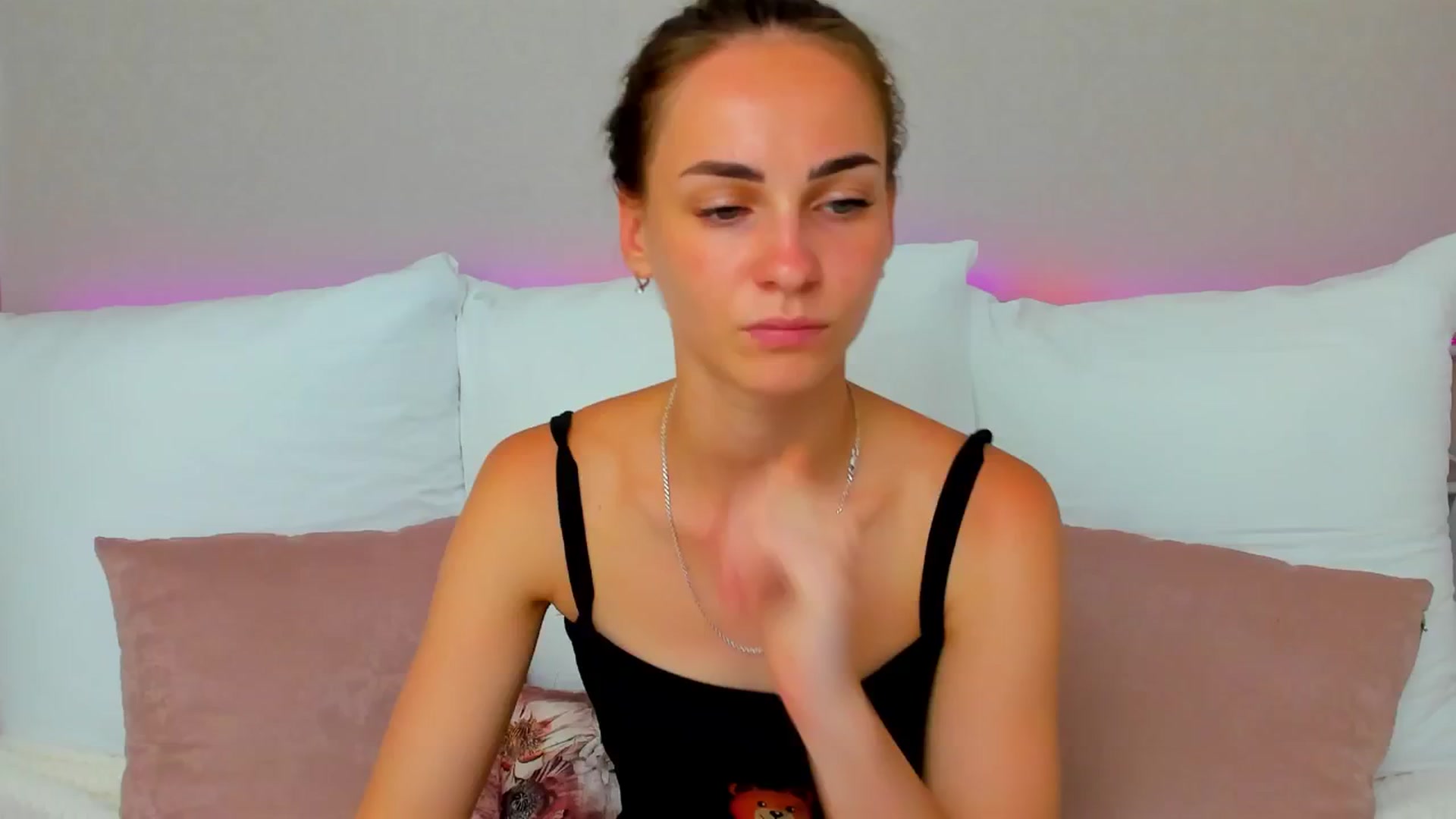 Gallery image thumbnail from EvaBells's myfreecams stream on, 06/04/2024, 10:40 image 1 of 20