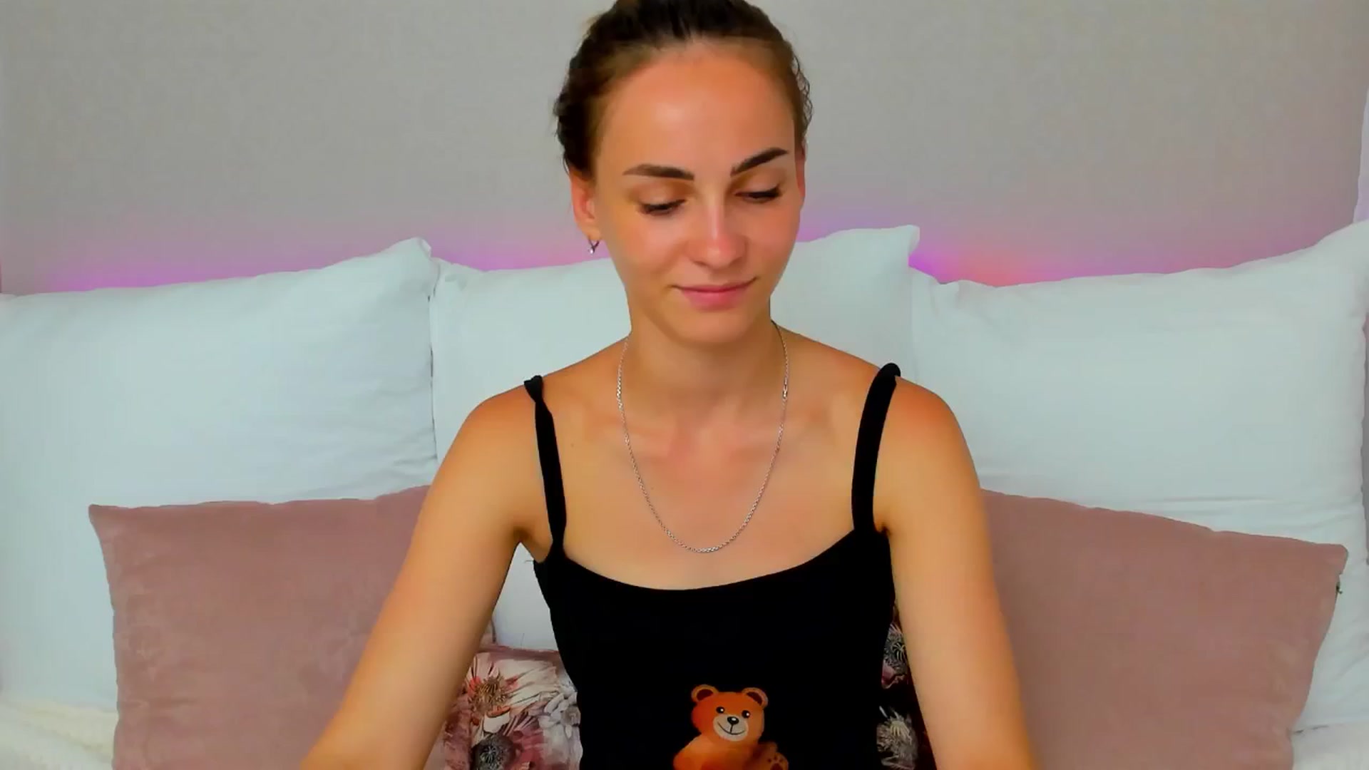 Gallery image thumbnail from EvaBells's myfreecams stream on, 06/04/2024, 10:40 image 5 of 20