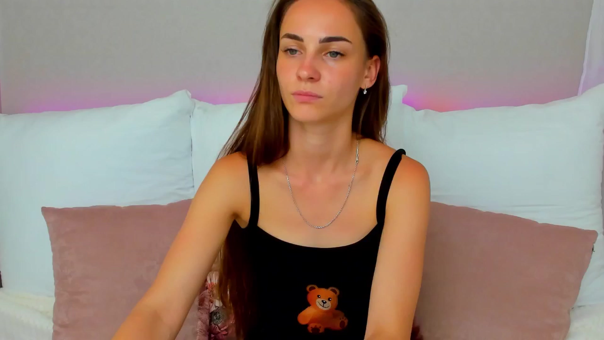 Gallery image thumbnail from EvaBells's myfreecams stream on, 06/04/2024, 10:40 image 18 of 20