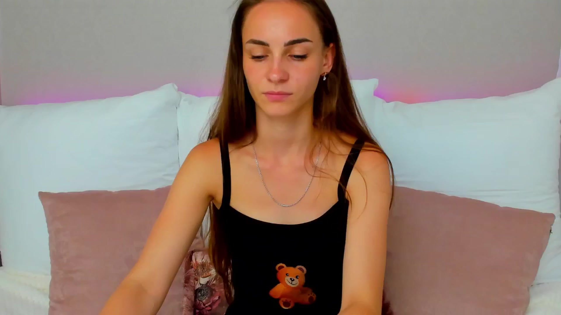 Gallery image thumbnail from EvaBells's myfreecams stream on, 06/04/2024, 10:40 image 17 of 20